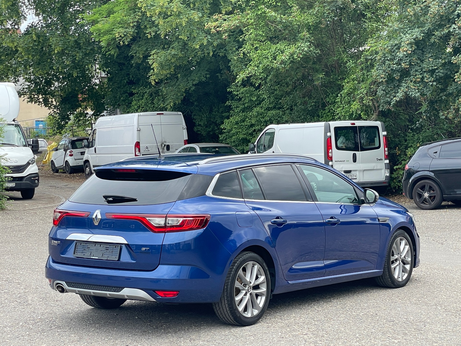 RENAULT Mégane Grandtour 1.6 dCi GT Line EDC-image-5