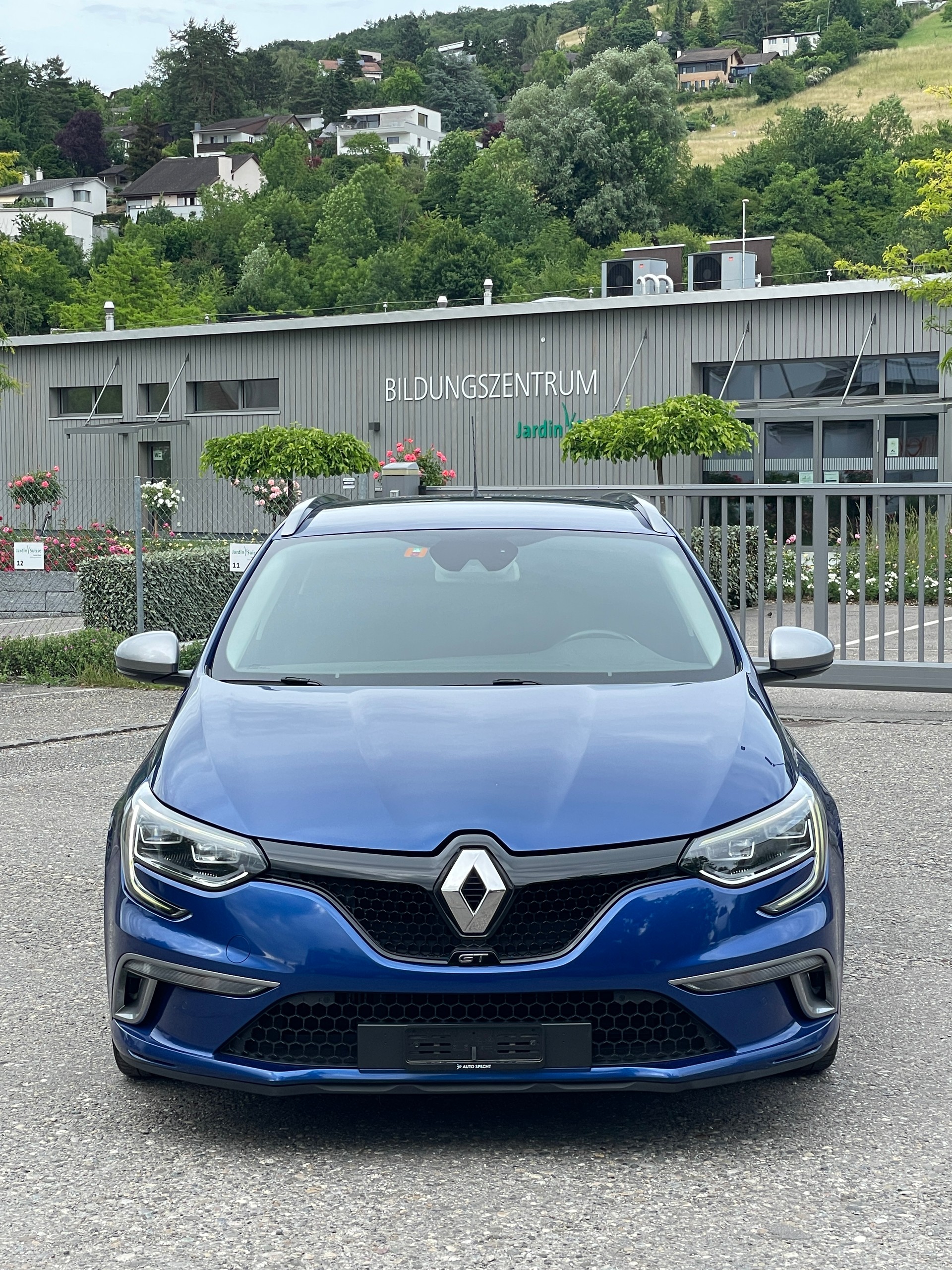 RENAULT Mégane Grandtour 1.6 dCi GT Line EDC-image-1