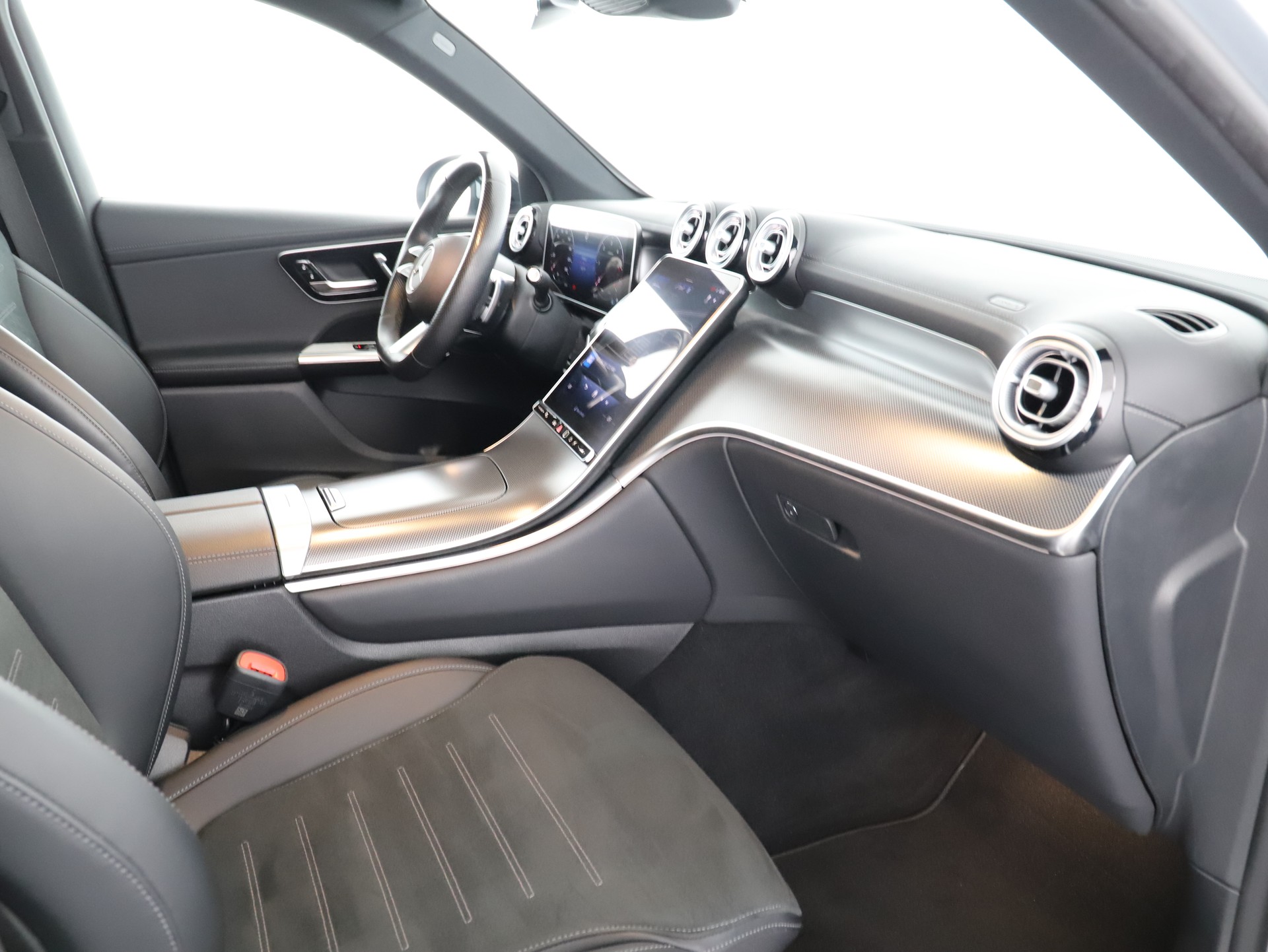 MERCEDES-BENZ GLC 220 d 4M 9G-Tronic-image-8