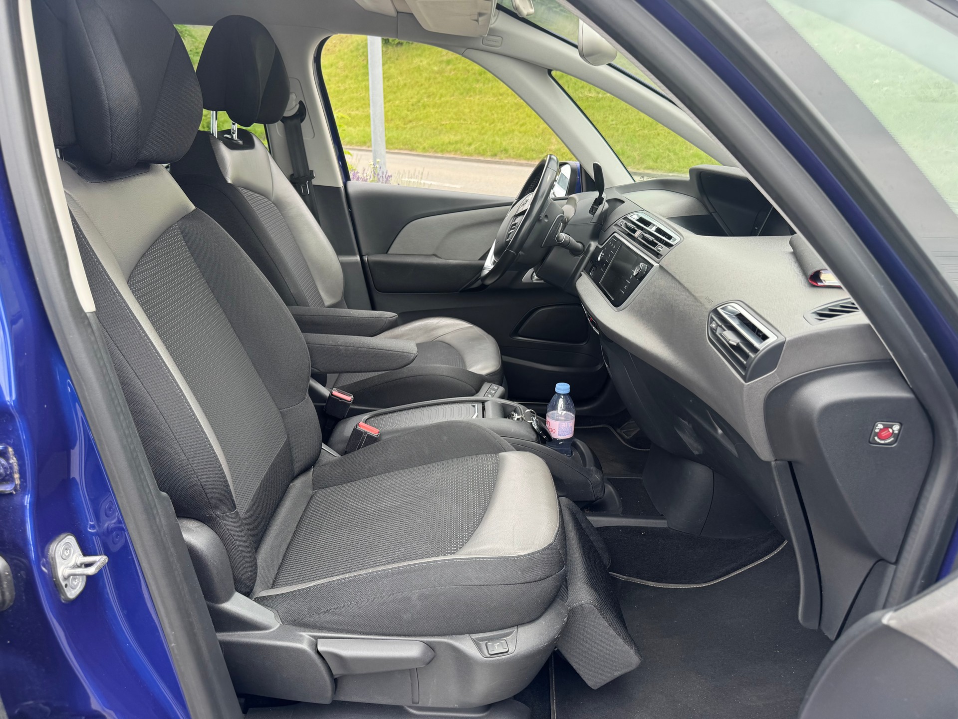 CITROEN C4 Picasso 1.6i 16V e-THP Exclusive Automatic-image-9