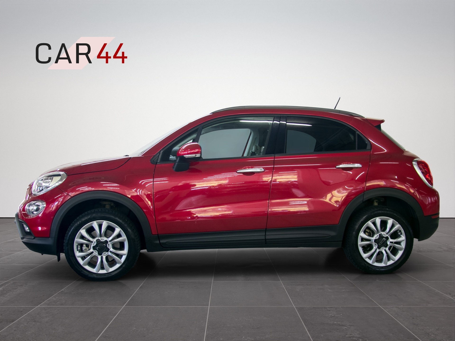 FIAT 500X 2.0 MJ Cross Plus 4x4-image-1