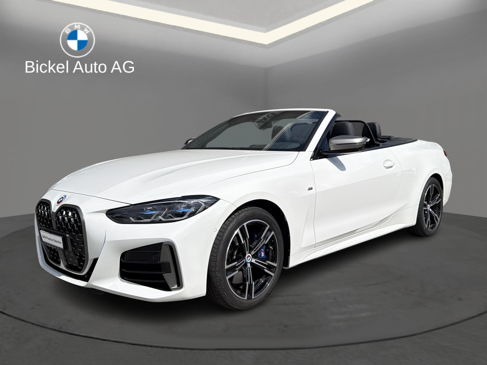 BMW M440i xDrive Cabrio-image-0