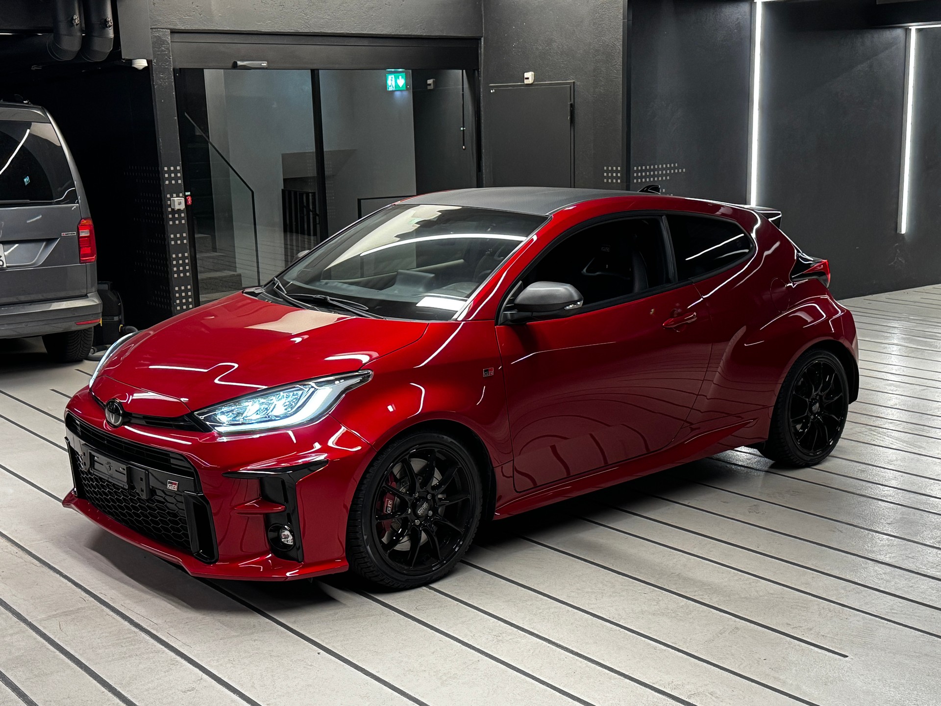 TOYOTA Yaris 1.6 GR Sport-image-0