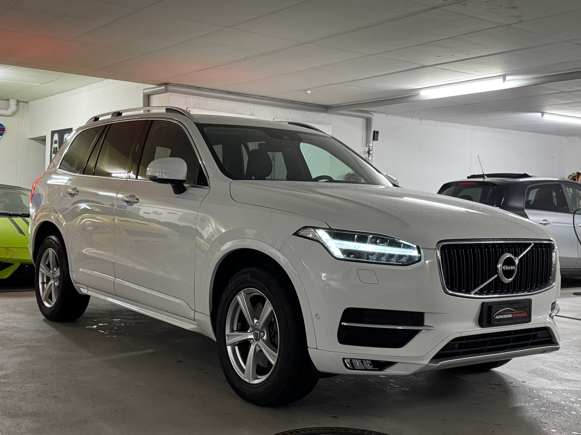 VOLVO XC90 D4 FWD Momentum Geartronic 1-Hand / CH-Fahrzeug-image-2