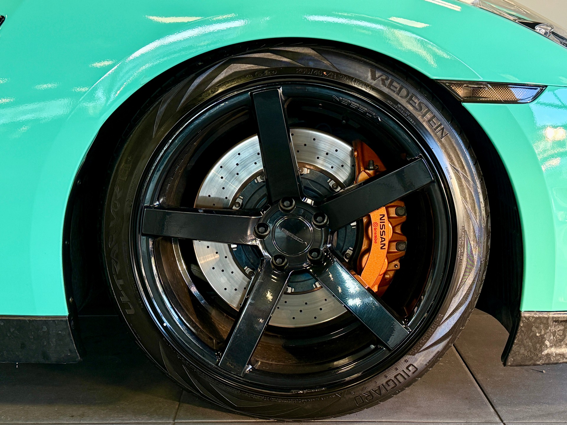 NISSAN GT-R 3.8 V6 Biturbo Premium Edition + BOSE-image-3