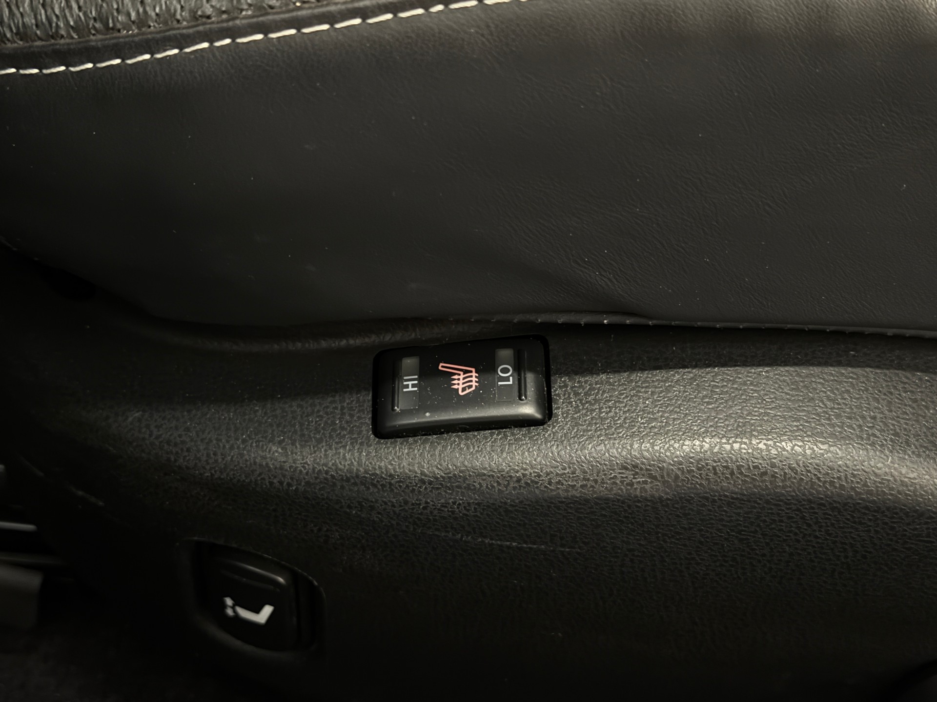 NISSAN GT-R 3.8 V6 Biturbo Premium Edition + BOSE-image-15