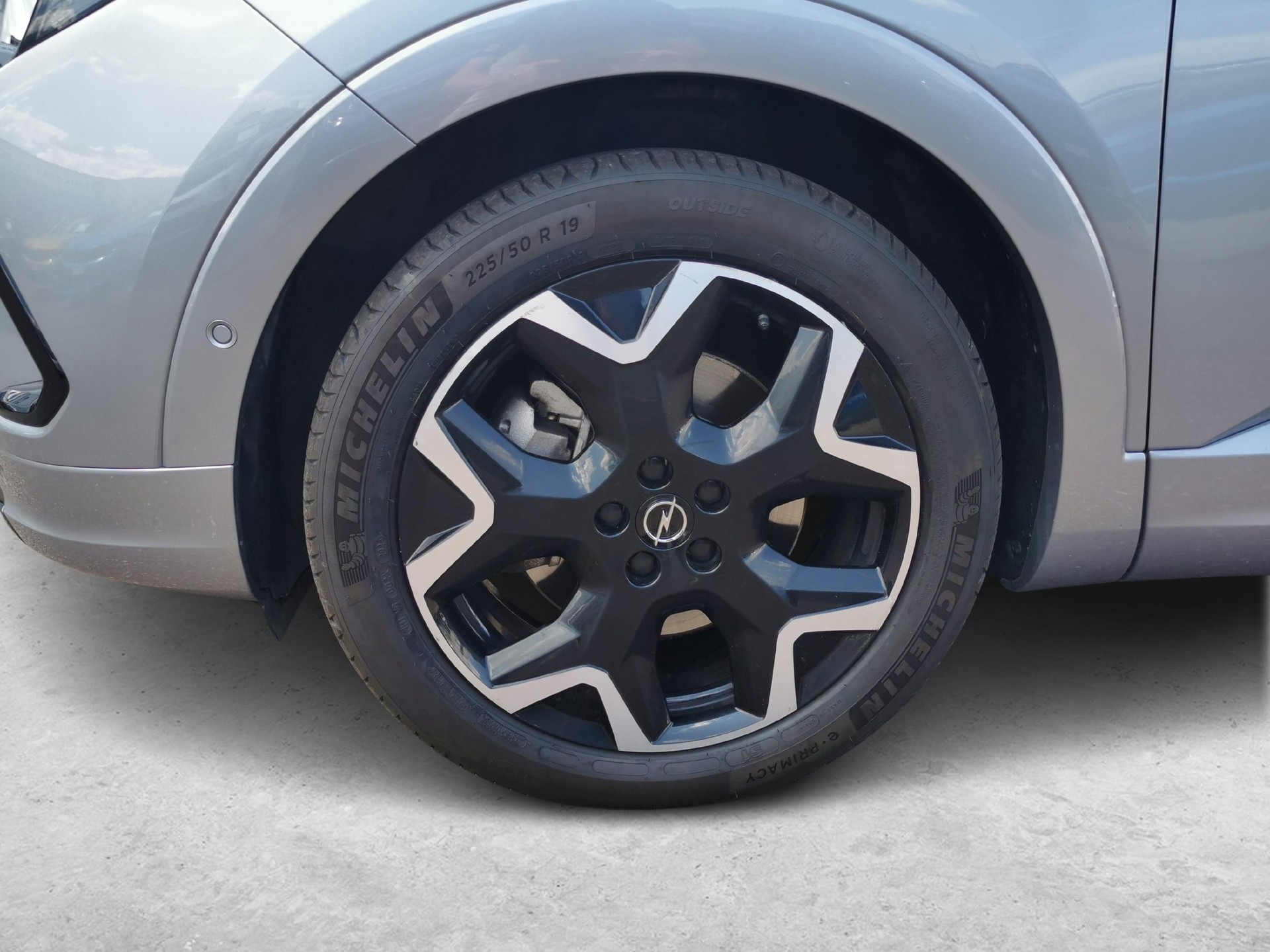 OPEL Grandland 1.6 T PHEV GSE-image-9