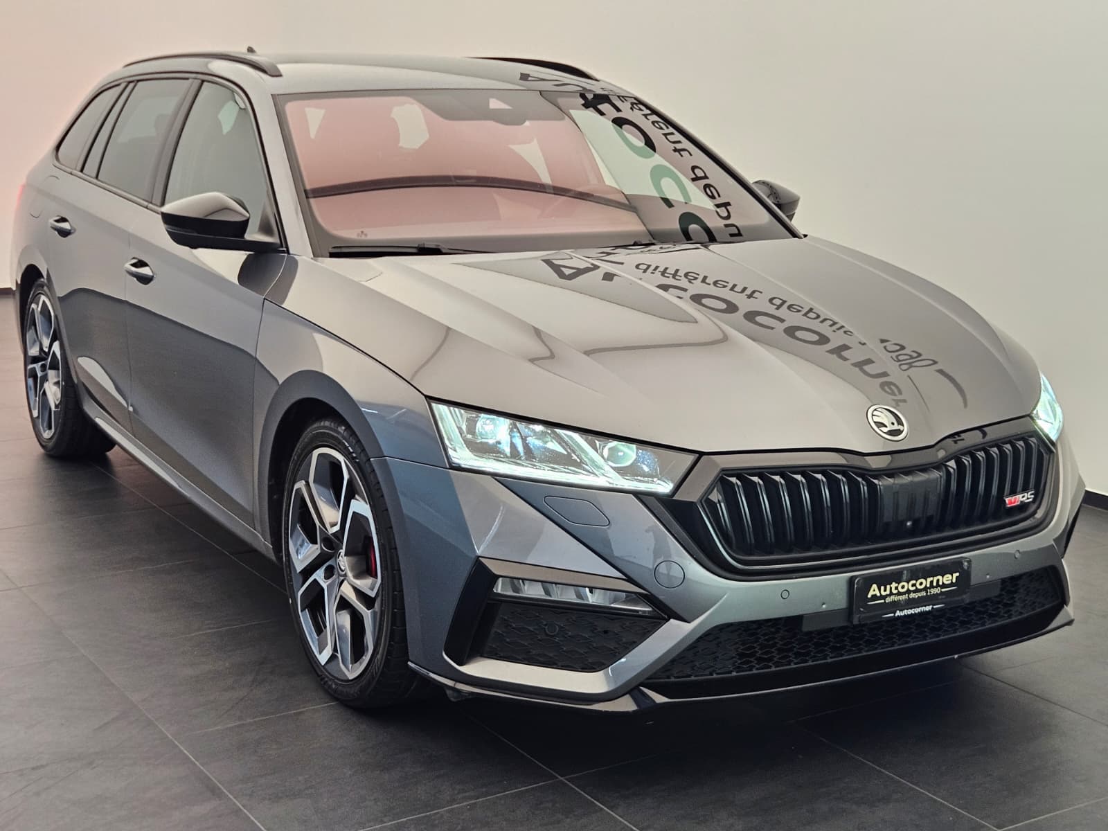 SKODA Octavia Combi 2.0 TDI DSG RS 4x4-image-4
