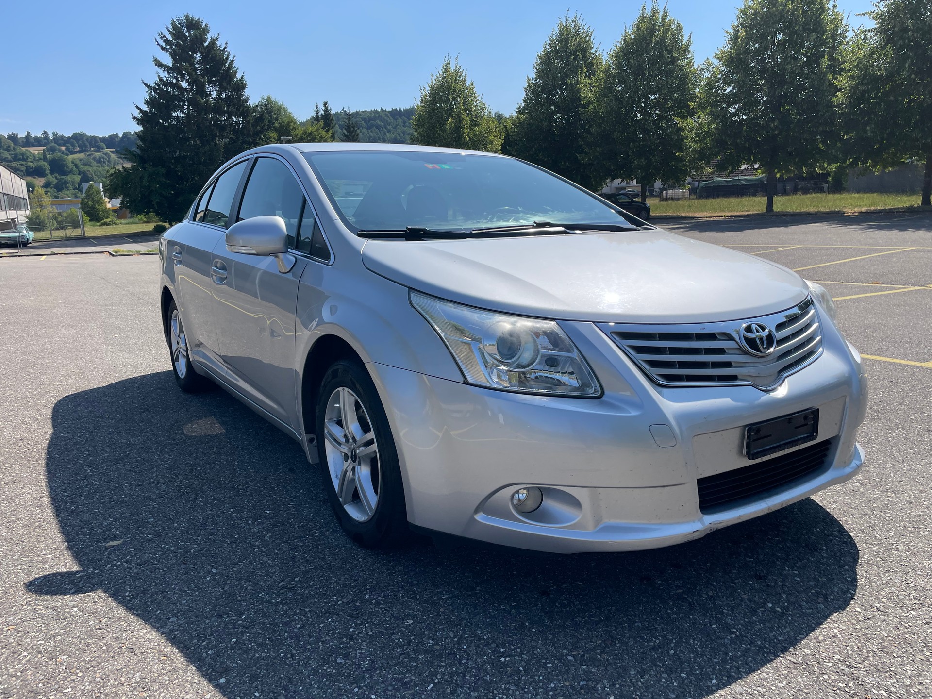TOYOTA Avensis 2.0 Linea Sol
