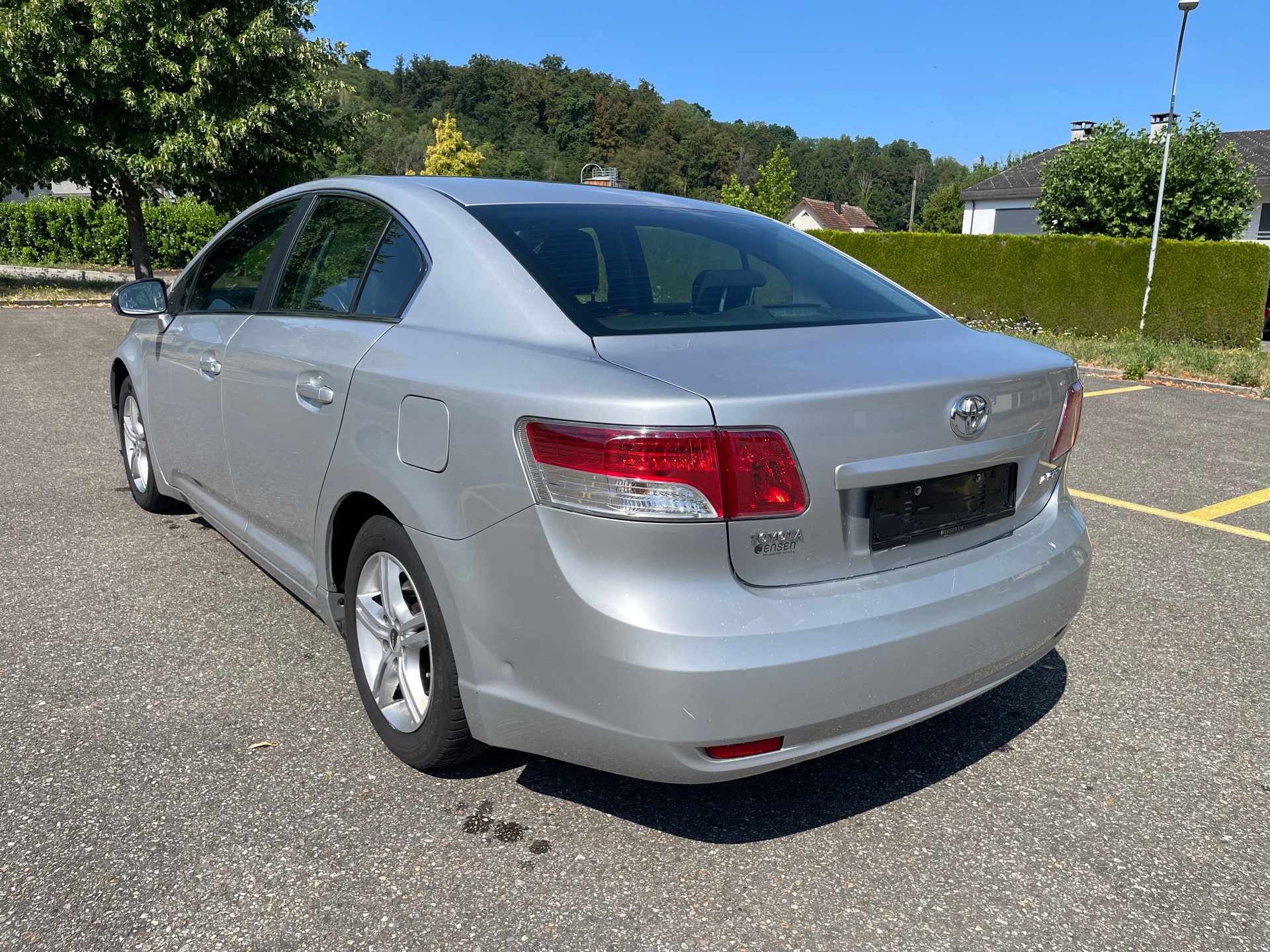 TOYOTA Avensis 2.0 Linea Sol-image-7