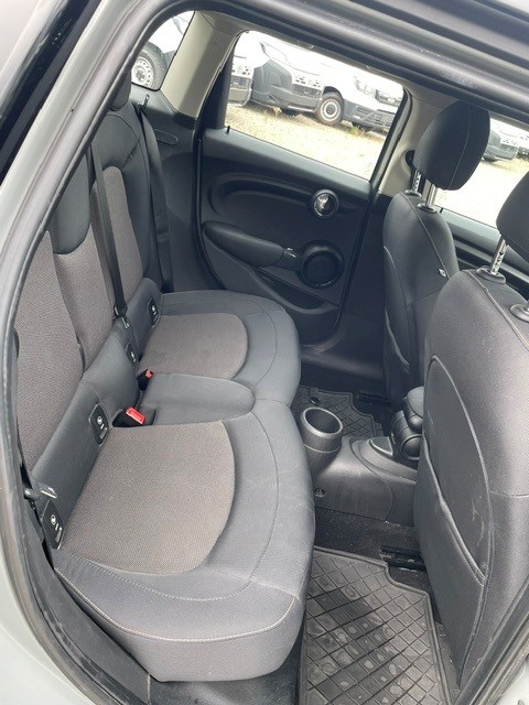 MINI Cooper-image-8