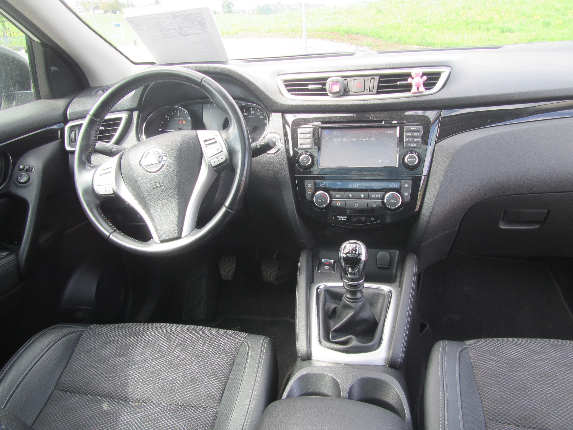 NISSAN Qashqai 1.6 dCi tekna ALL-MODE 4x4-image-4