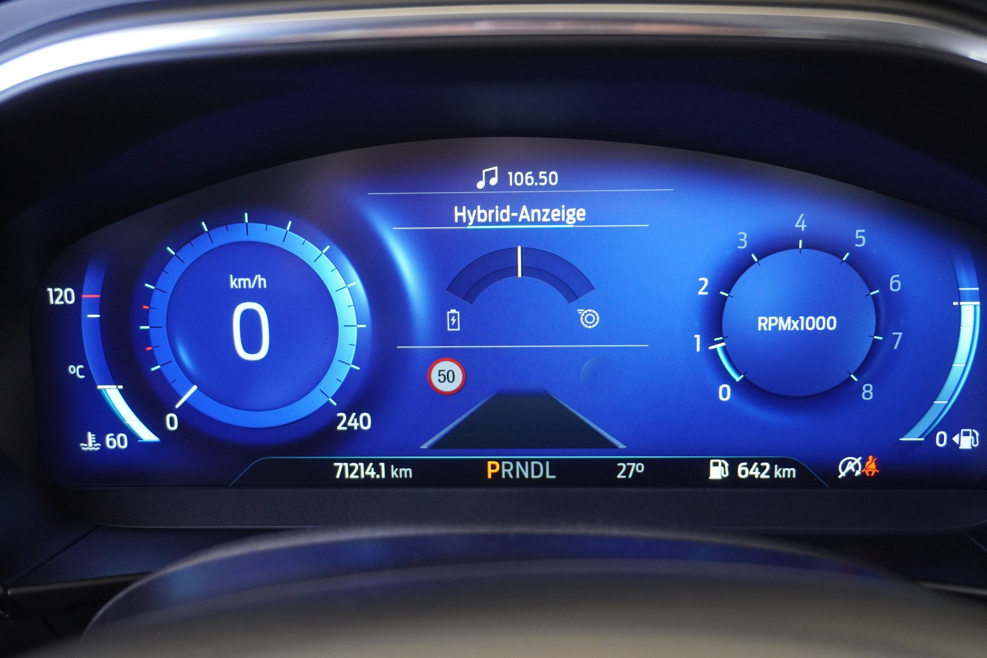 FORD Focus 1.0 MHEV Titanium X Automat-image-25