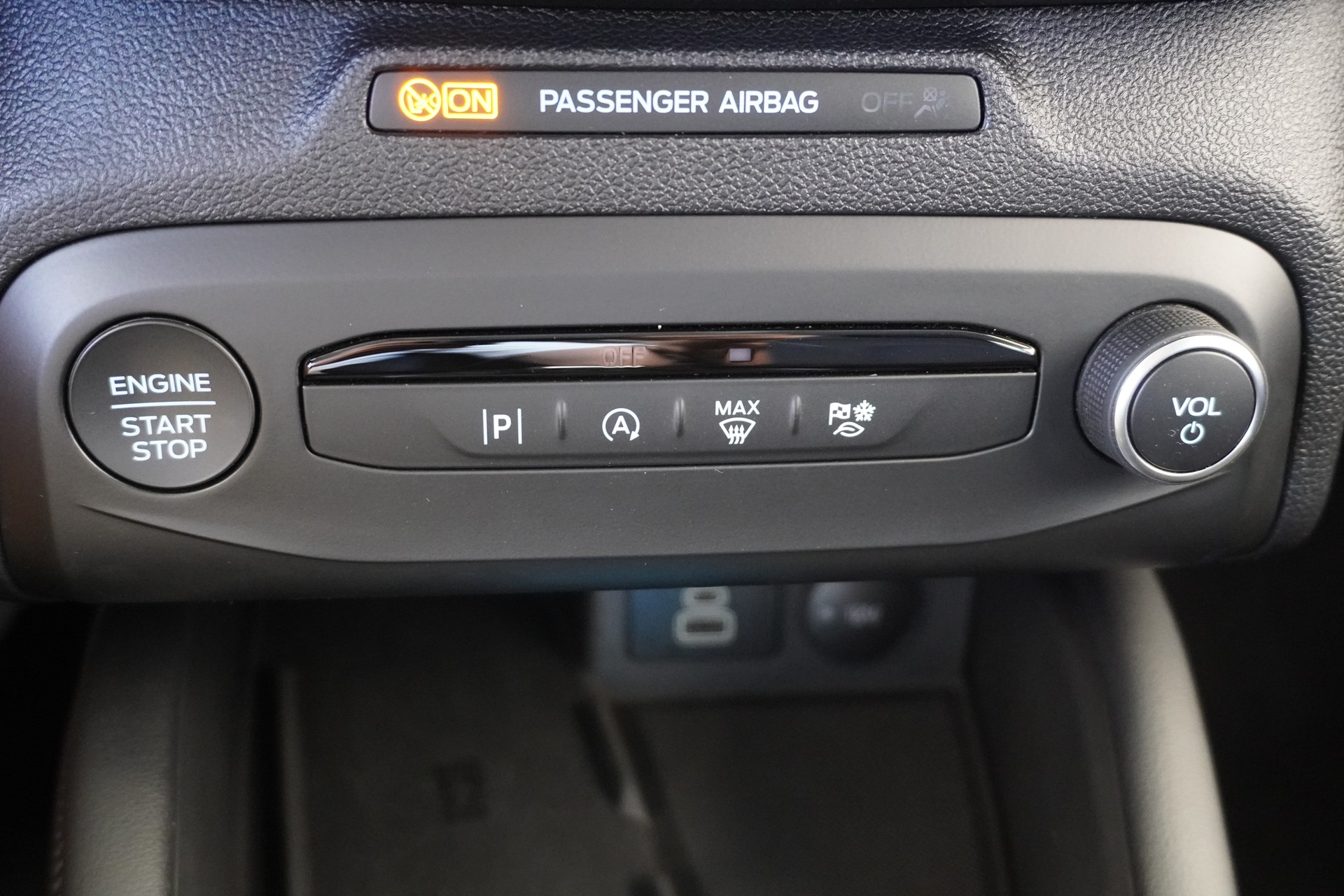 FORD Focus 1.0 MHEV Titanium X Automat-image-16