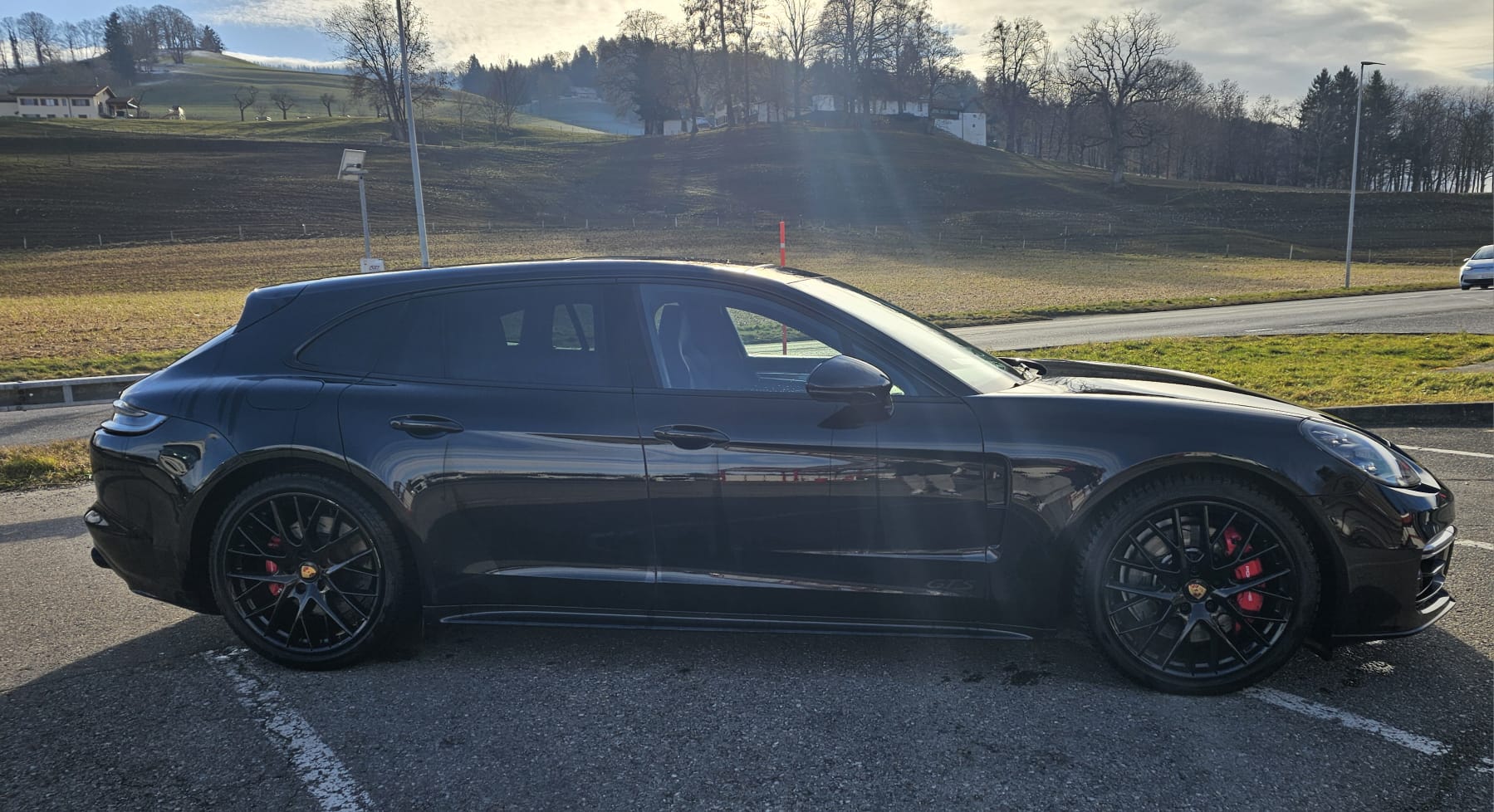 PORSCHE 4.0 V8 GTS-image-7