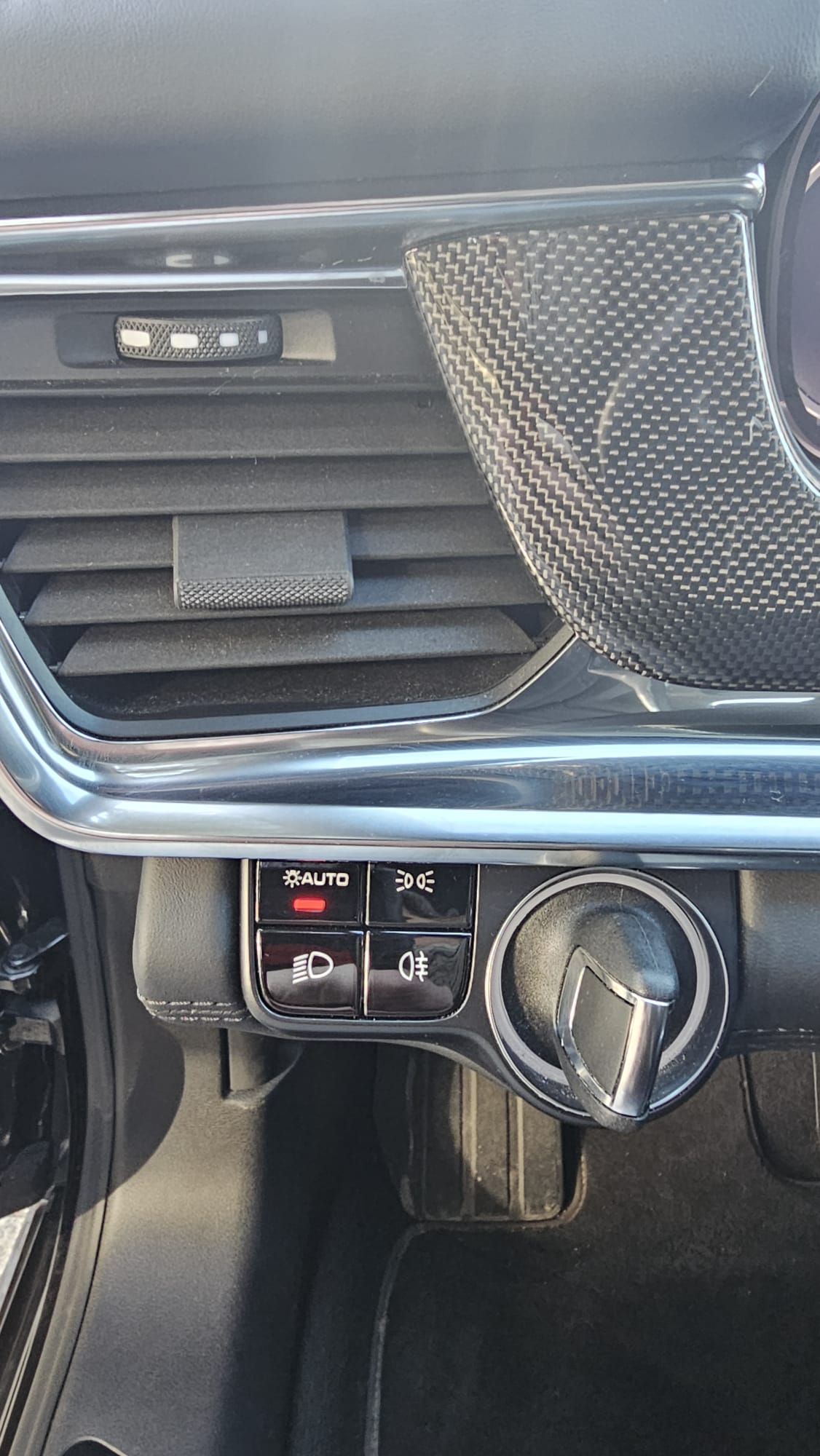 PORSCHE 4.0 V8 GTS-image-11