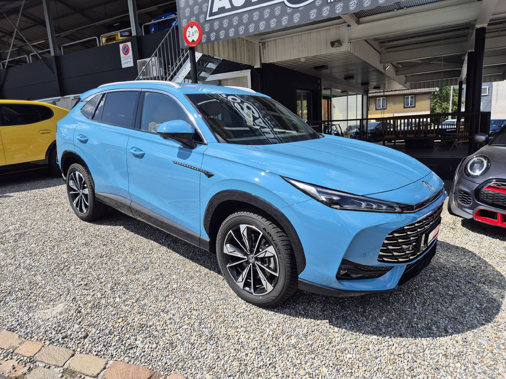 MG HS 1.5 Hybrid Luxury-image-1