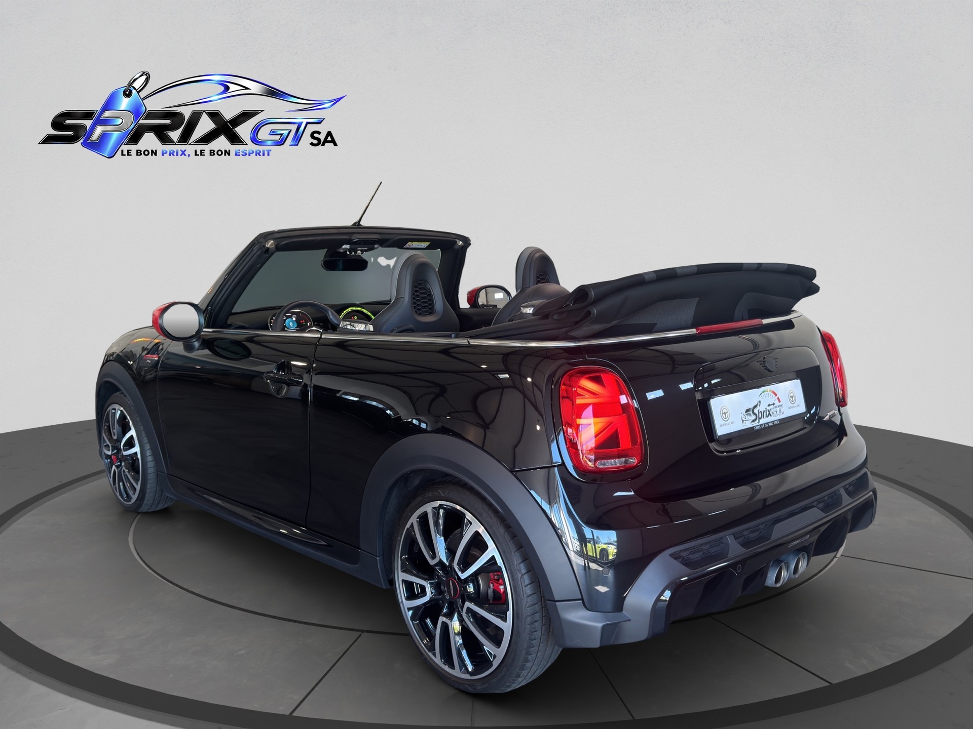 MINI Cooper John Cooper Works Cabriolet Steptronic-image-1