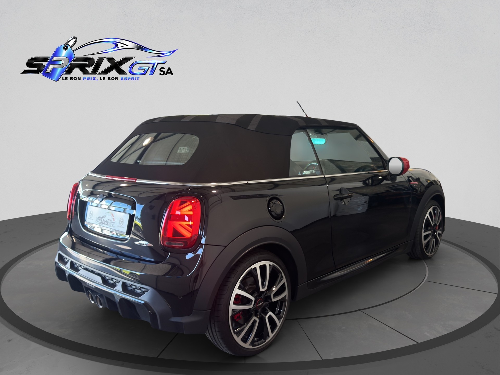 MINI Cooper John Cooper Works Cabriolet Steptronic-image-7