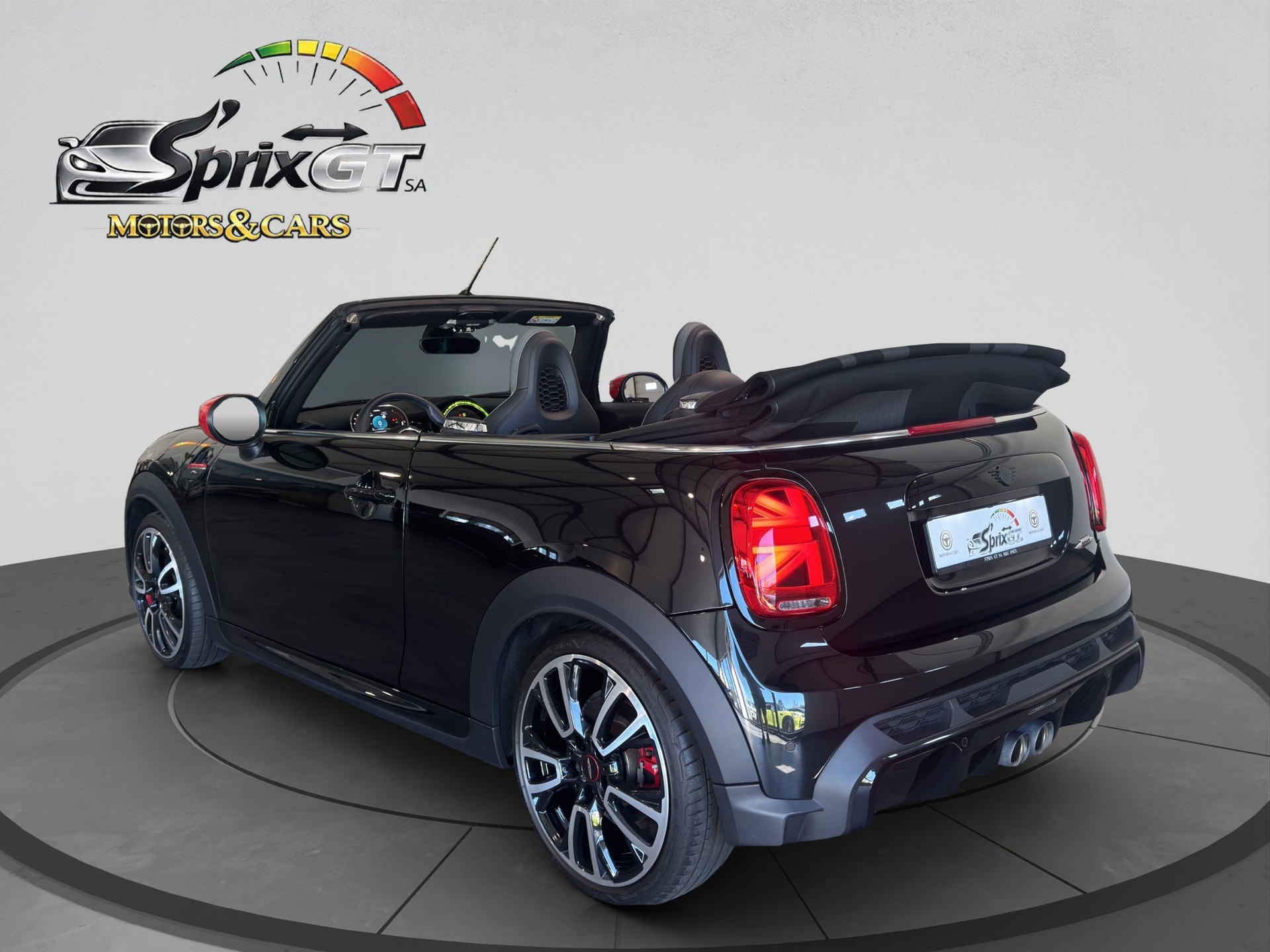MINI Cooper John Cooper Works Cabriolet Steptronic-image-2