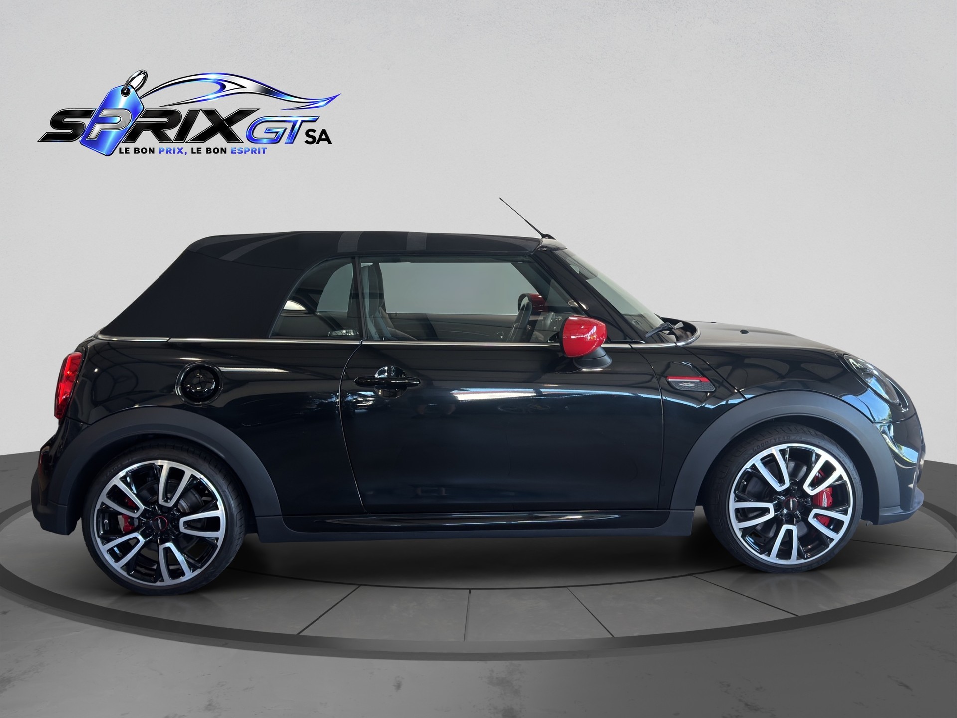 MINI Cooper John Cooper Works Cabriolet Steptronic-image-4