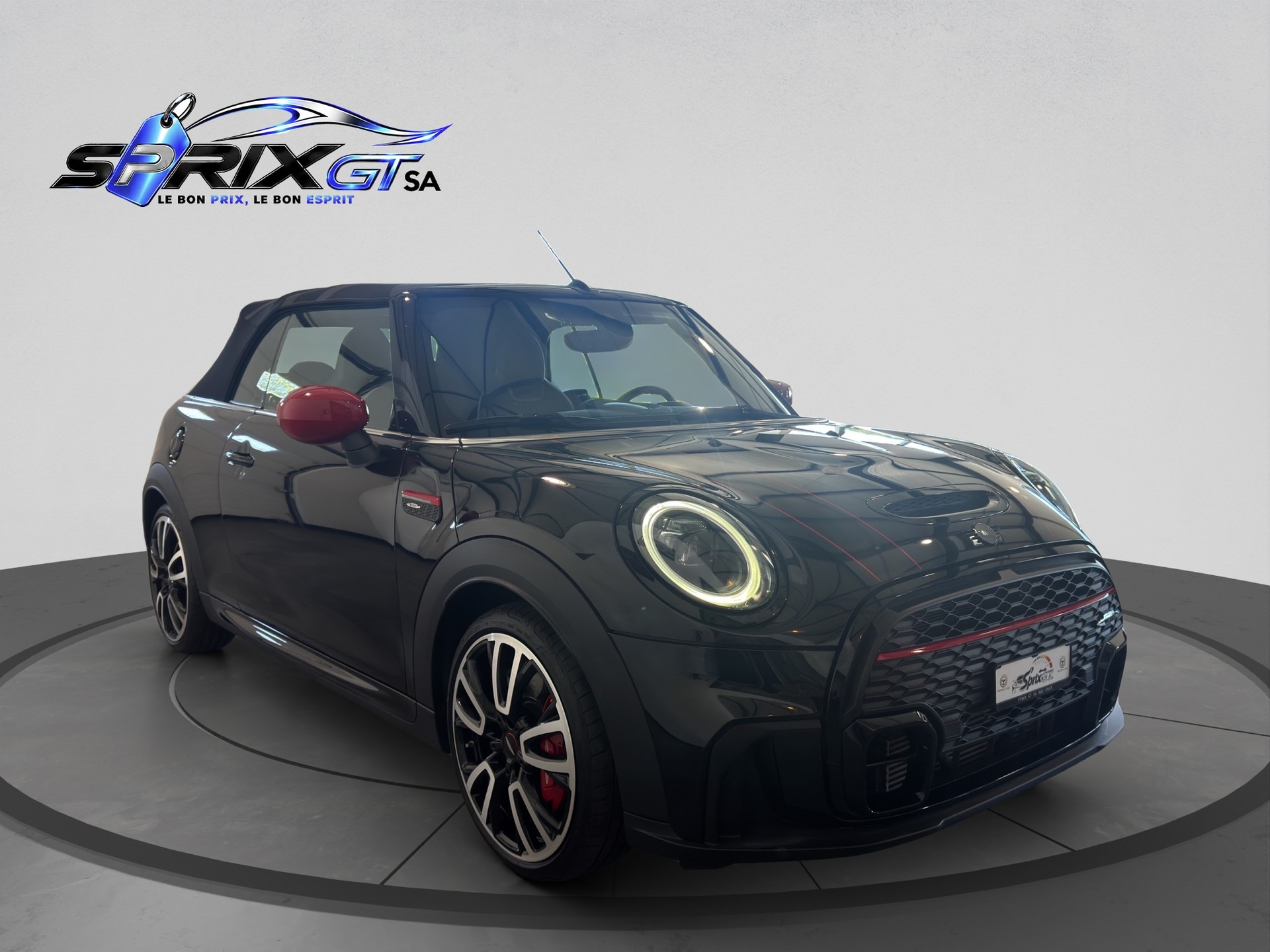 MINI Cooper John Cooper Works Cabriolet Steptronic-image-6