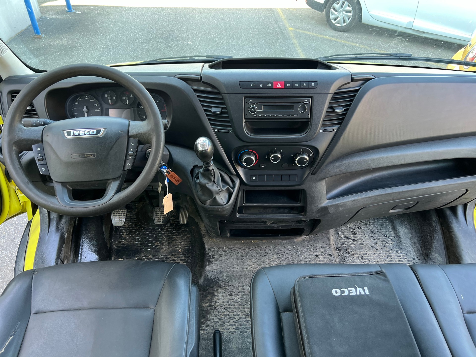 IVECO 35 S 16 D-image-9
