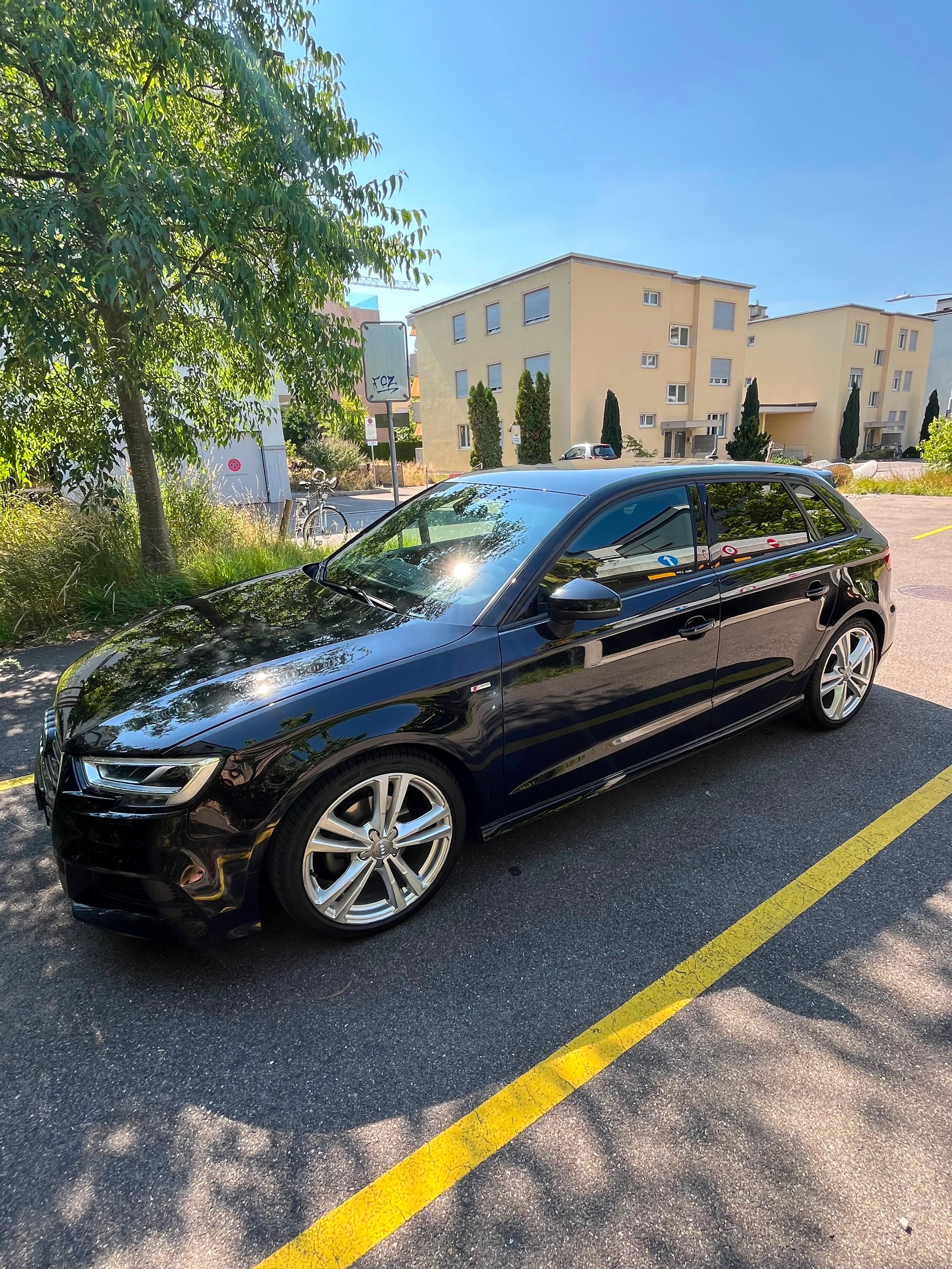 AUDI A3 Sportback 1.5TFSI S-tronic Sport-image-0