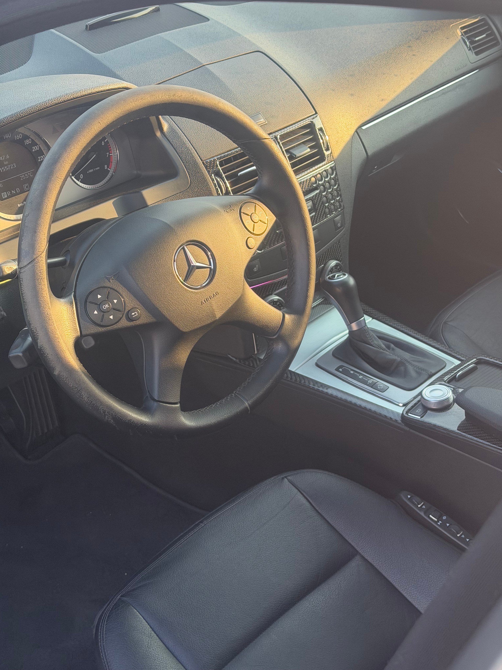 MERCEDES-BENZ C 350 Avantgarde 4Matic 7G-Tronic-image-11