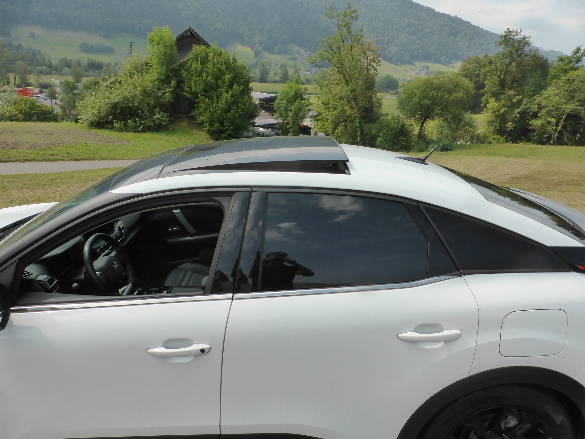 CITROEN C4 1.2 Pure Tech Shine Pack EAT8-image-6