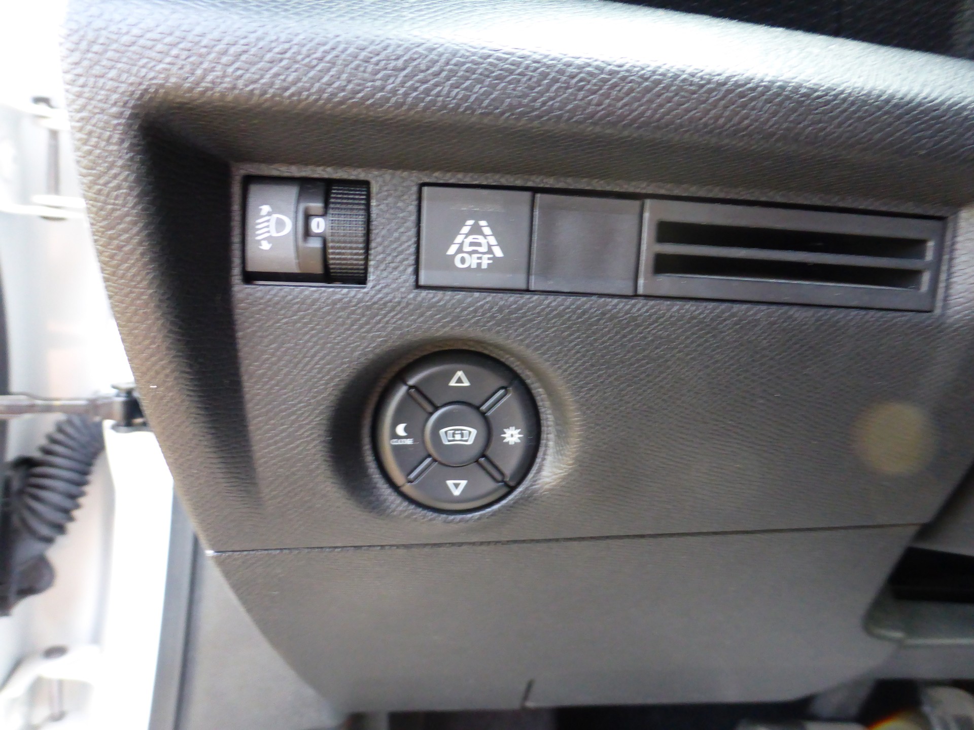 CITROEN C4 1.2 Pure Tech Shine Pack EAT8-image-14