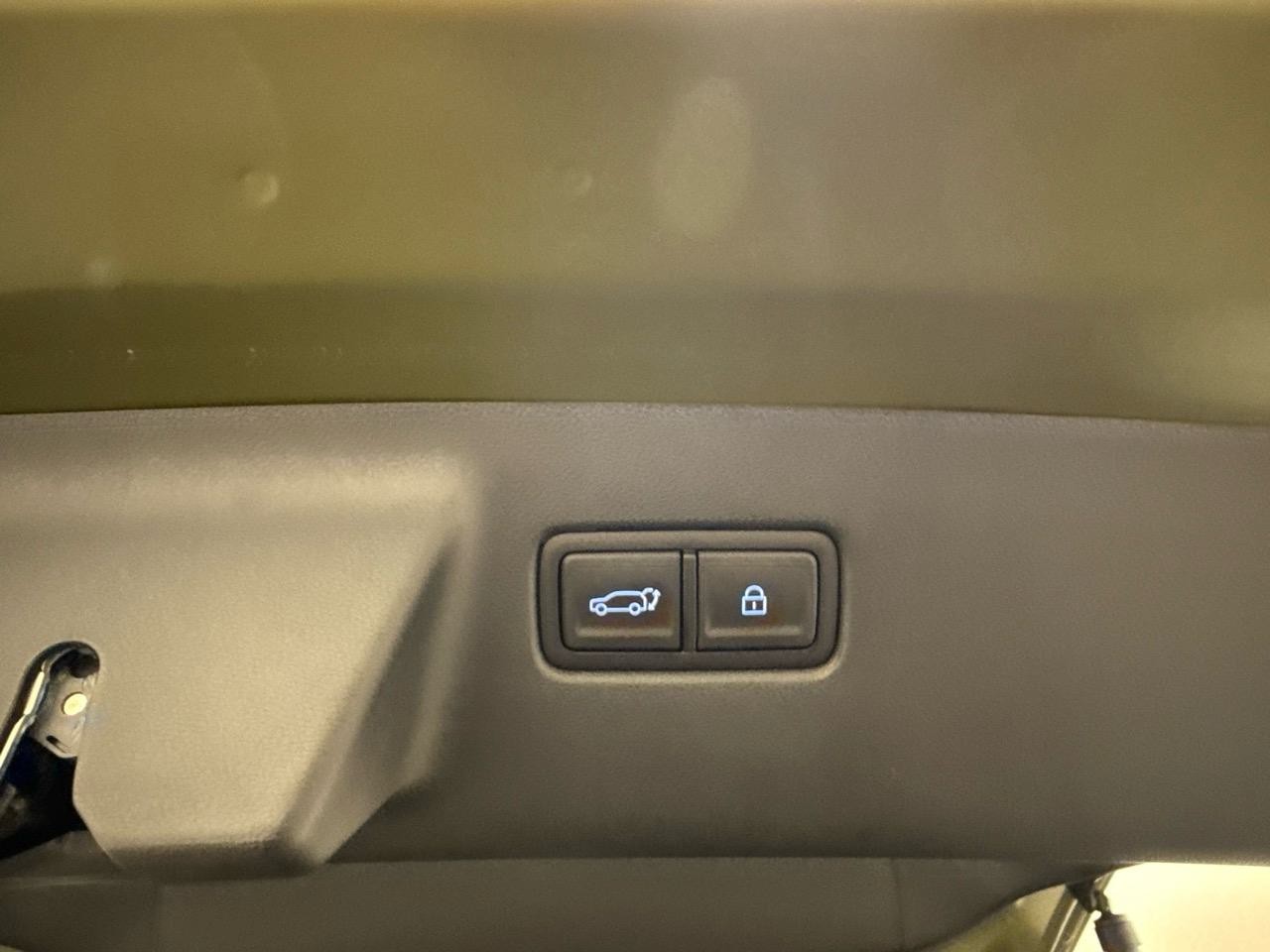 HYUNDAI Santa Fe 1.6 T-GDi PHEV Calligraphy 4WD Automatic-image-11