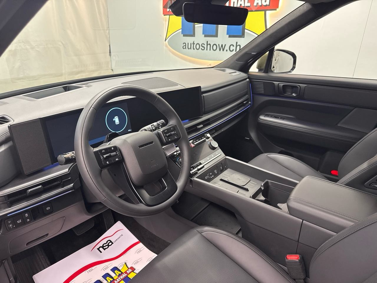 HYUNDAI Santa Fe 1.6 T-GDi PHEV Calligraphy 4WD Automatic-showroom-element-2