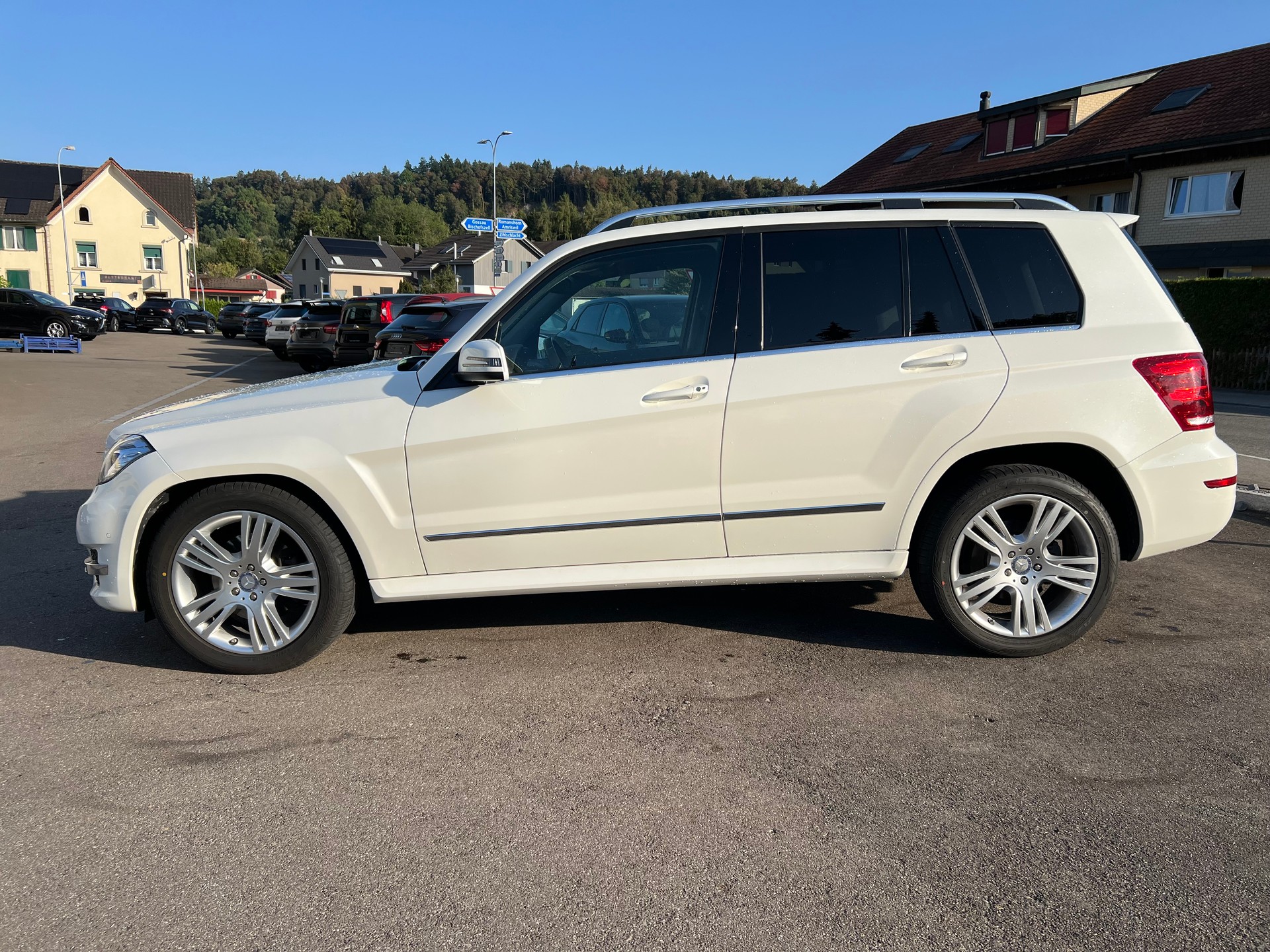 MERCEDES-BENZ GLK 220 BlueTEC Swiss Star Ed. 4Matic 7G-Tronic-image-10