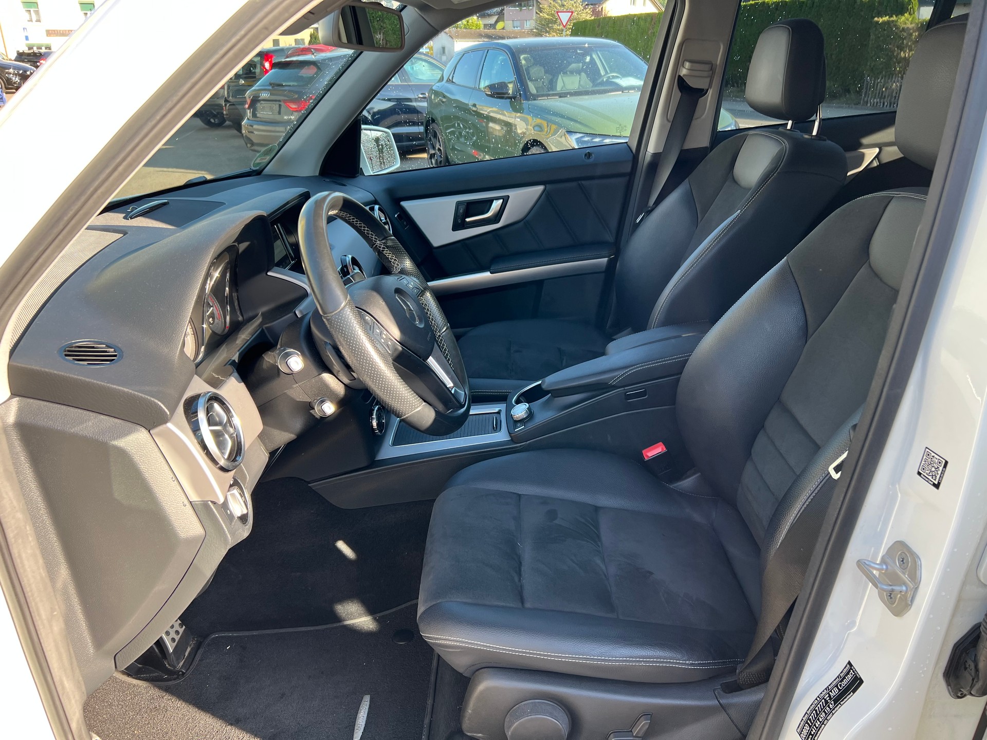 MERCEDES-BENZ GLK 220 BlueTEC Swiss Star Ed. 4Matic 7G-Tronic-image-11