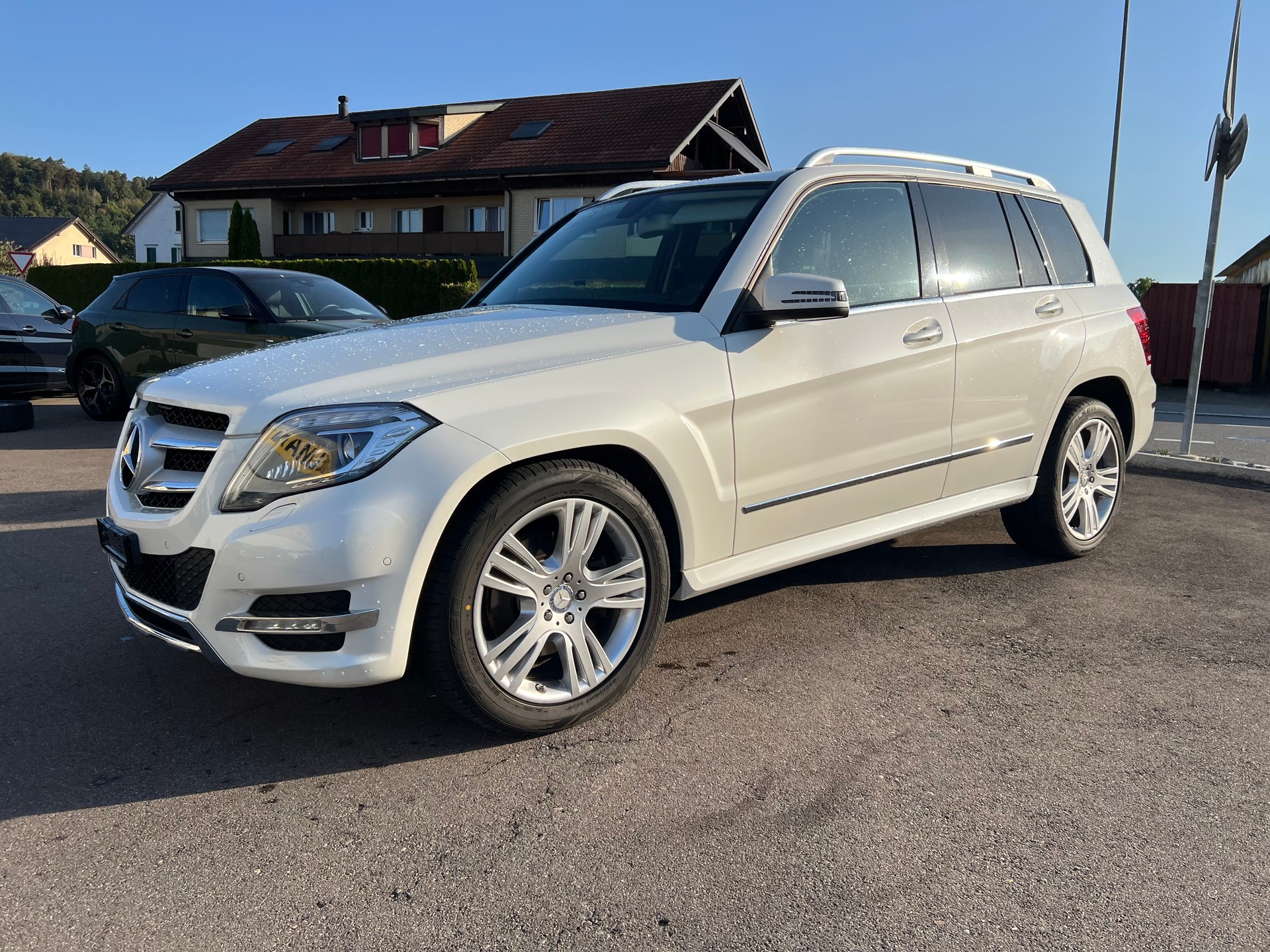 MERCEDES-BENZ GLK 220 BlueTEC Swiss Star Ed. 4Matic 7G-Tronic-image-0
