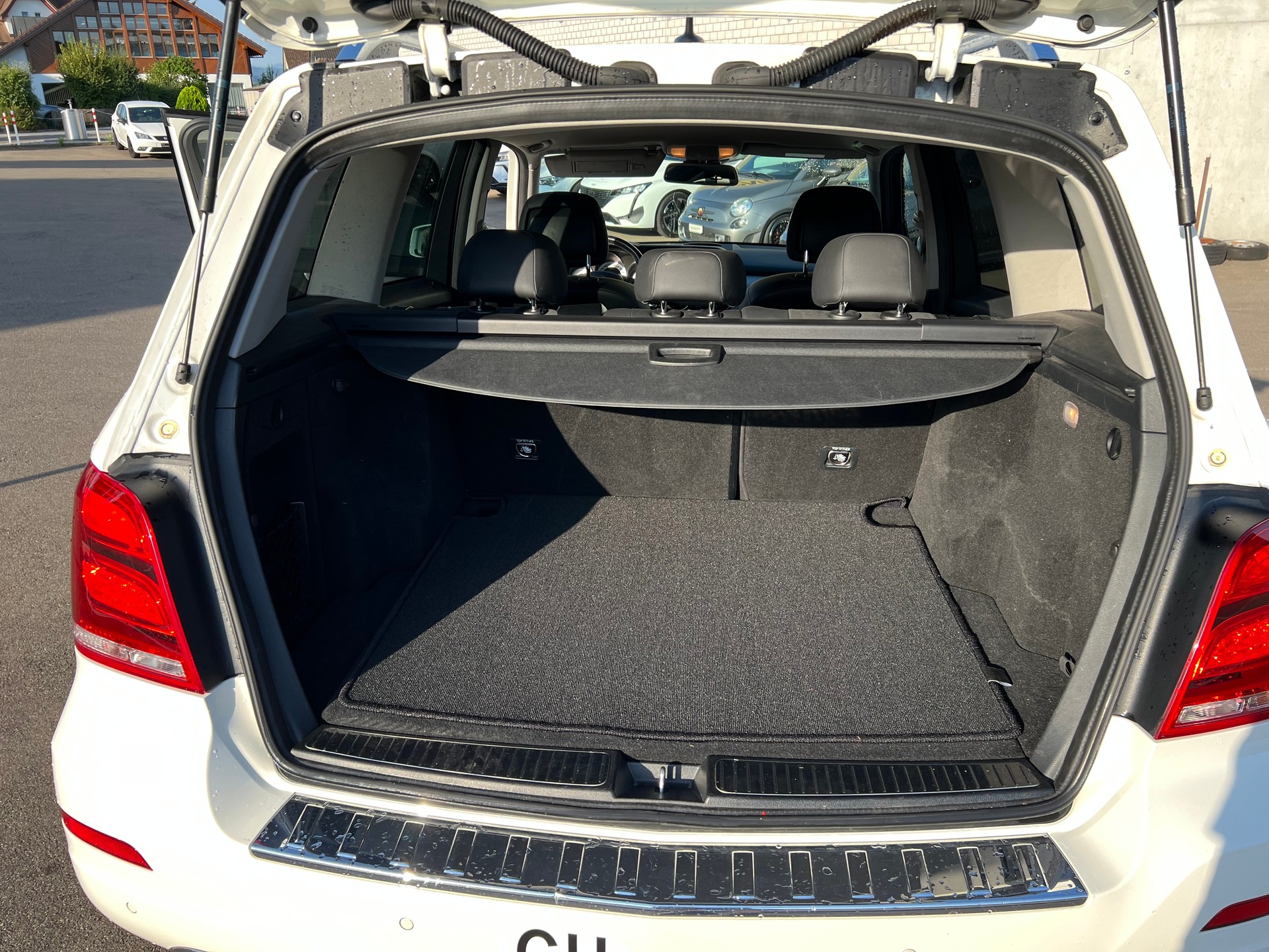 MERCEDES-BENZ GLK 220 BlueTEC Swiss Star Ed. 4Matic 7G-Tronic-image-19