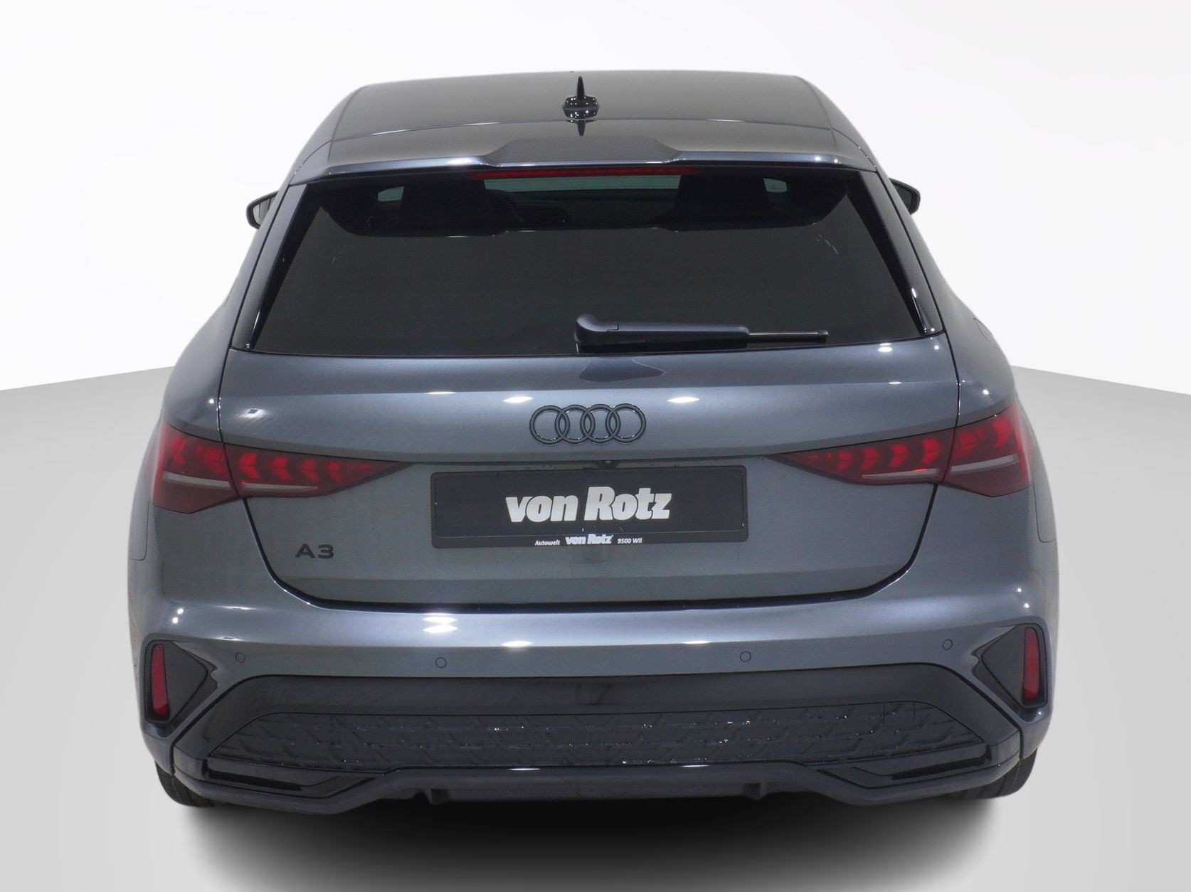 AUDI A3 Sportback 1.5 45 TFSI Plug-in-Hybrid S Line S-Tronic-image-2
