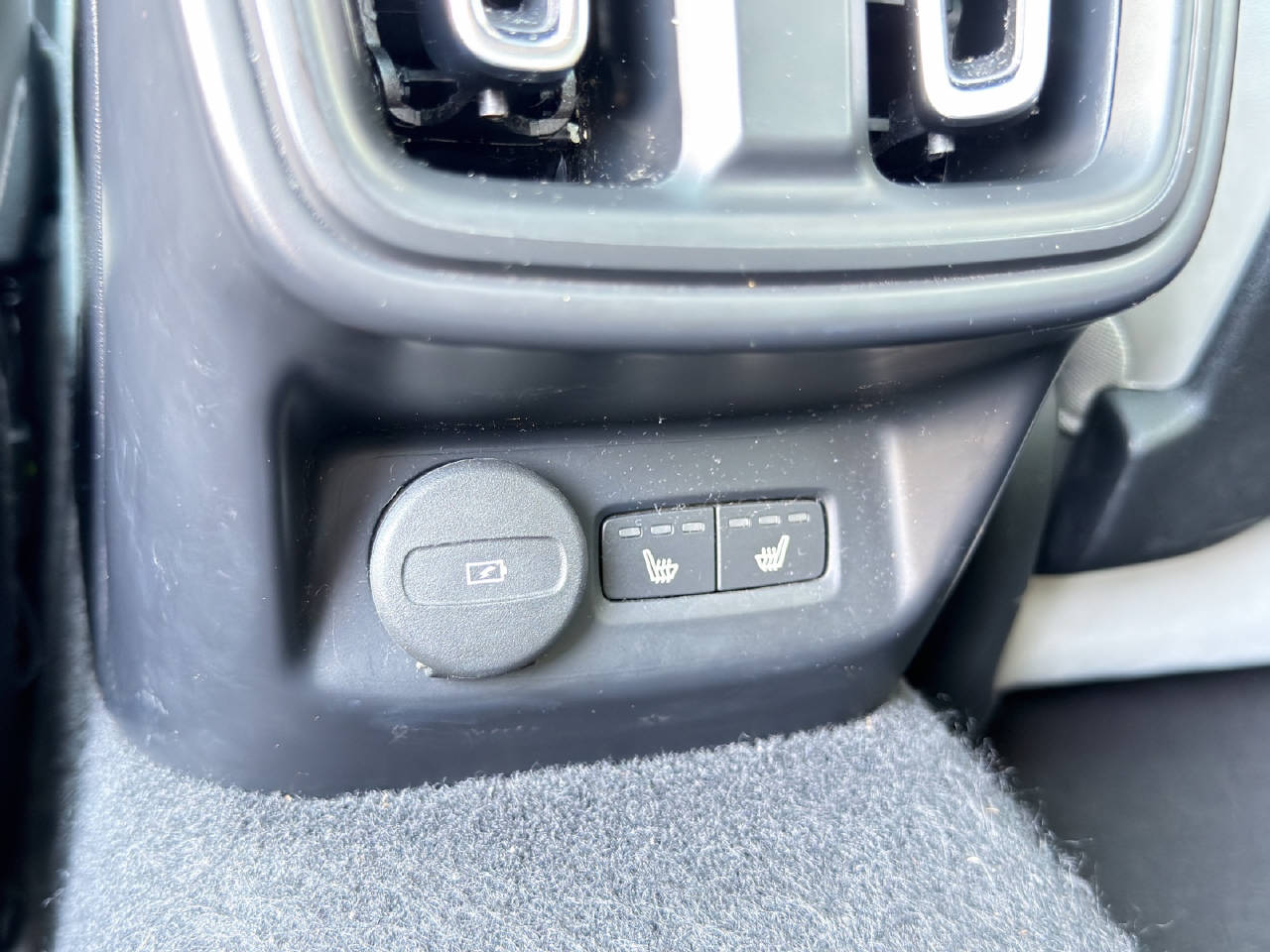 POLESTAR 2 Long Range Dual Motor Performance-image-11