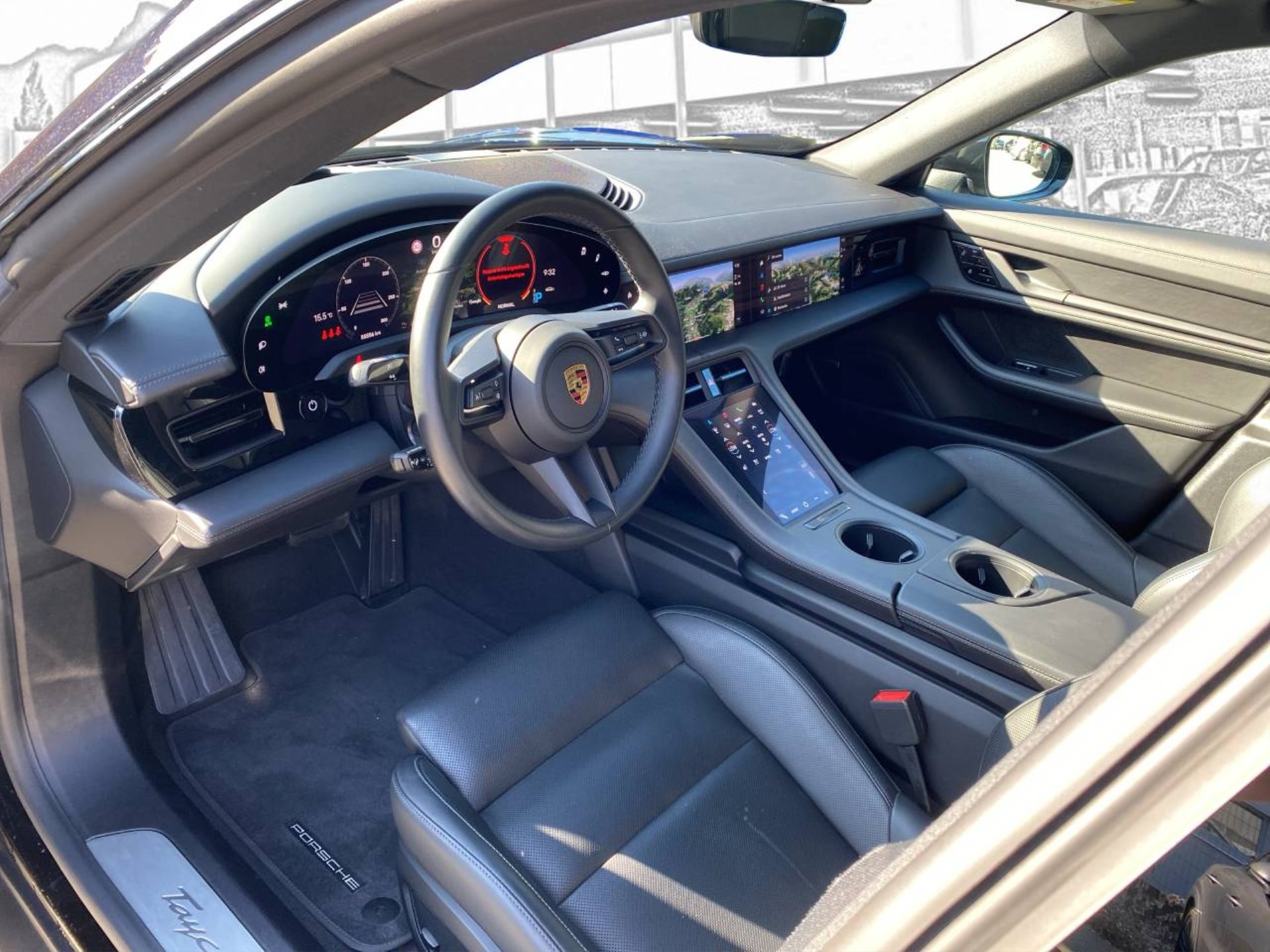 PORSCHE Taycan 4S-image-3
