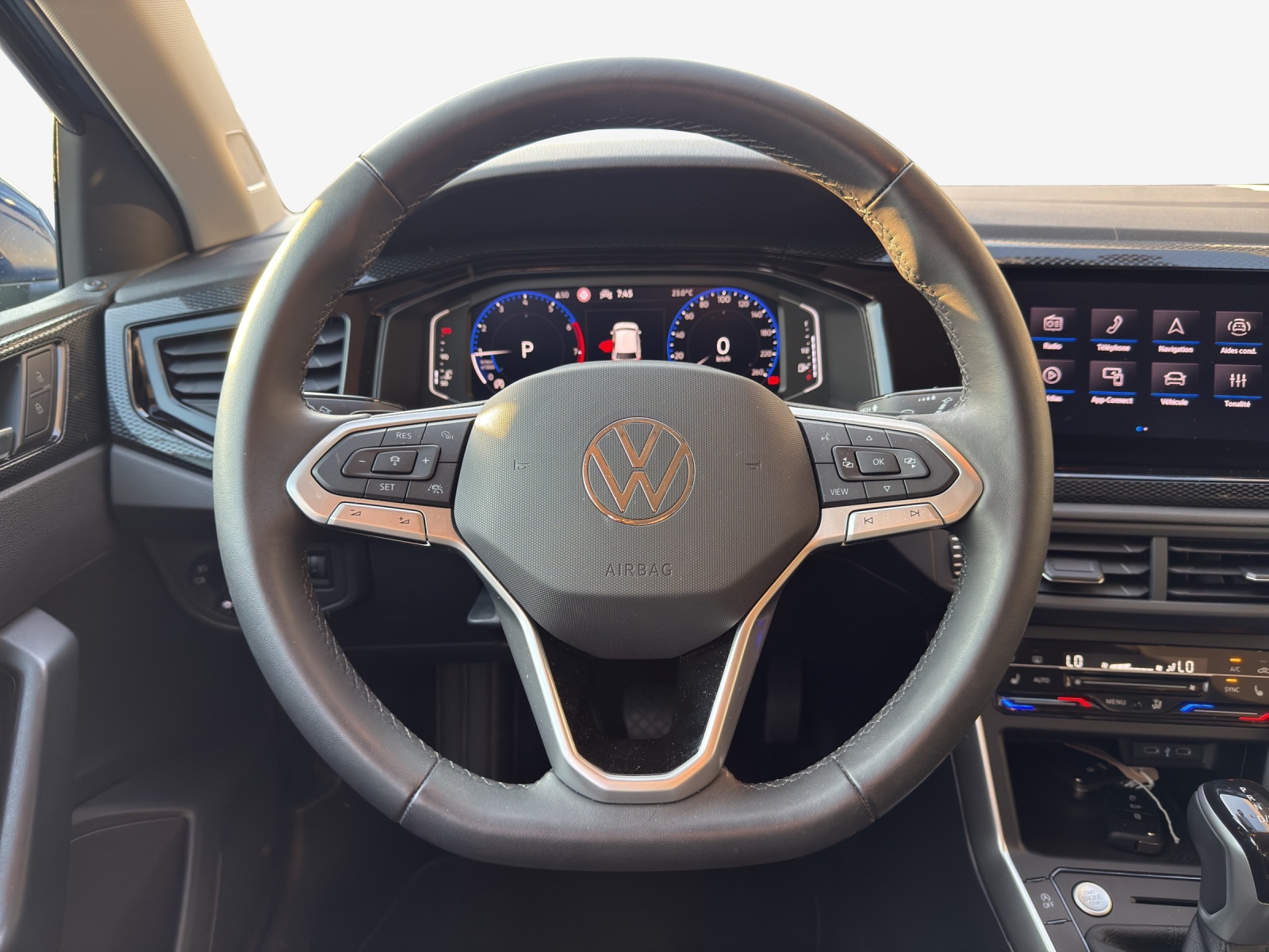 VW Polo 1.0 TSI Life DSG-image-9