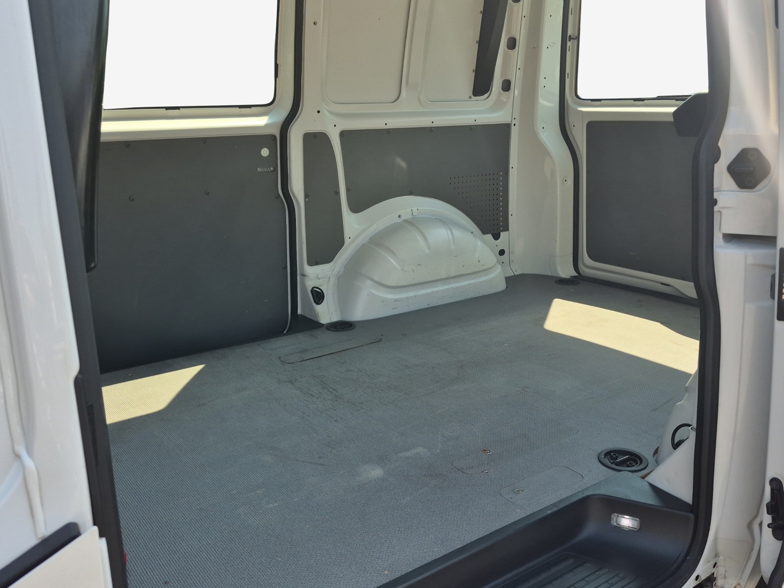 VW T6.1 2.0 TDI 4Motion-image-11