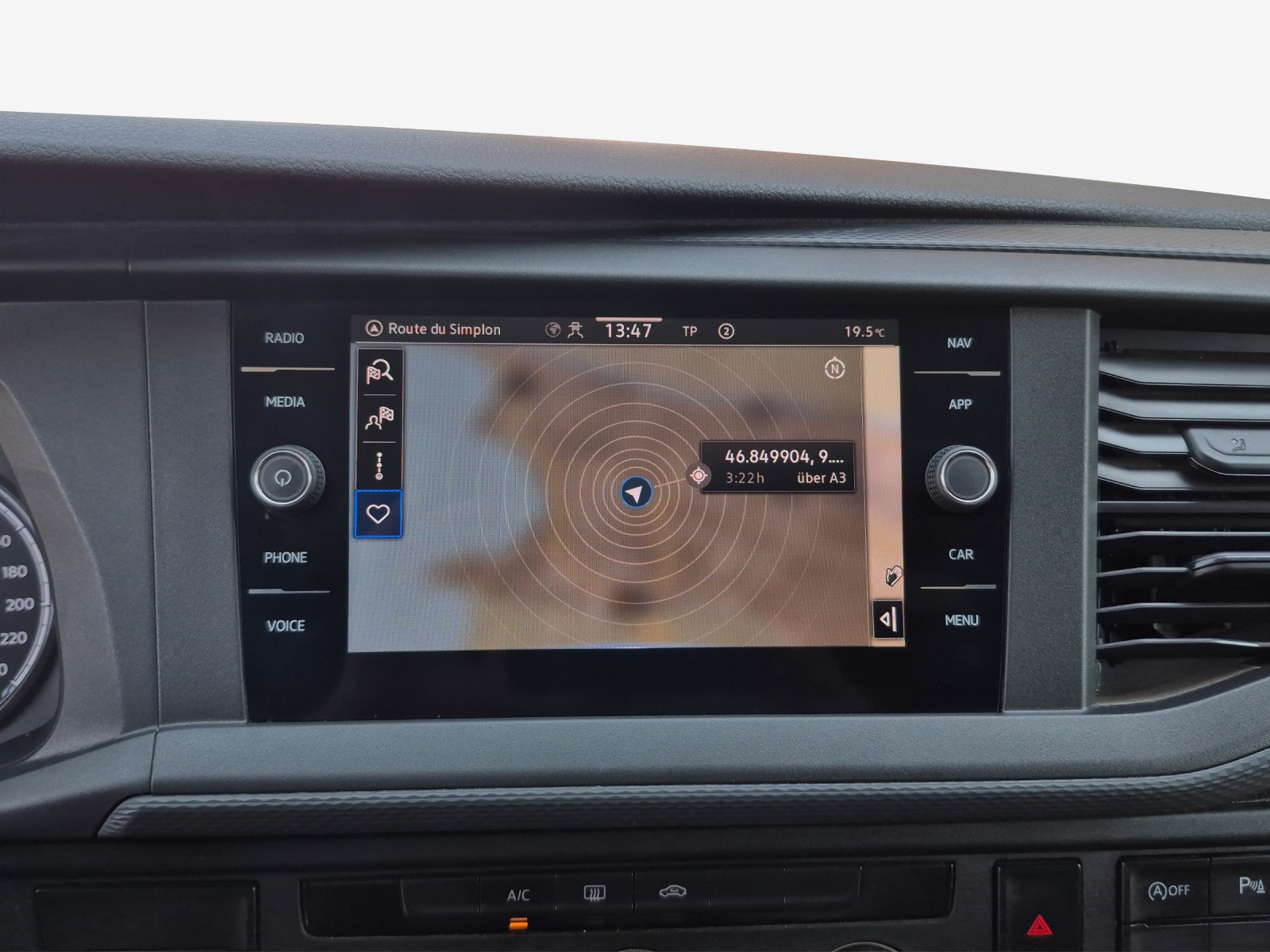 VW T6.1 2.0 TDI 4Motion-image-14