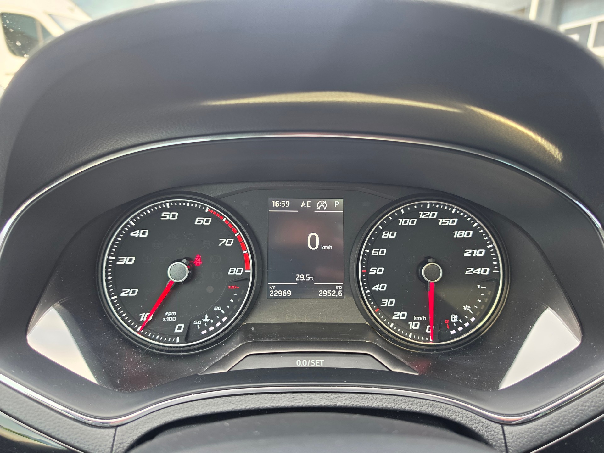 SEAT Ibiza 1.0 EcoTSI FR DSG-image-12