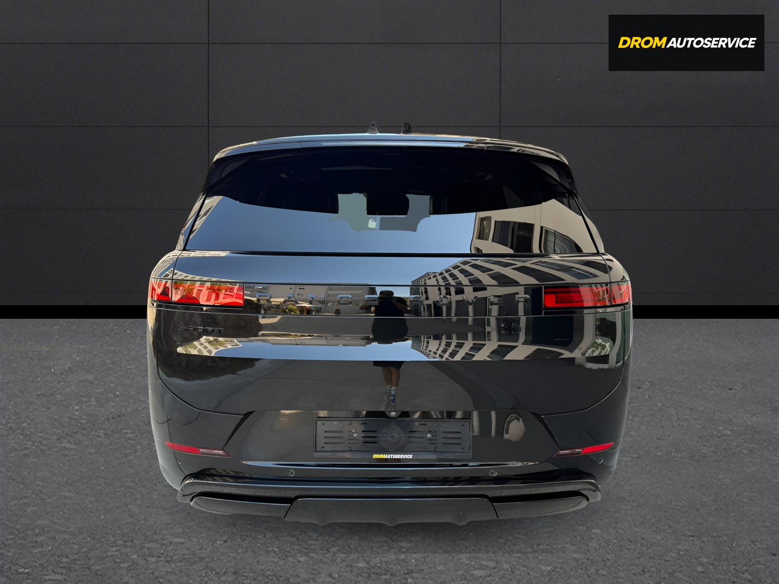LAND ROVER Range Rover Sport D250 3.0 TD6 MHEV Dynamic HSE Automatic-image-3