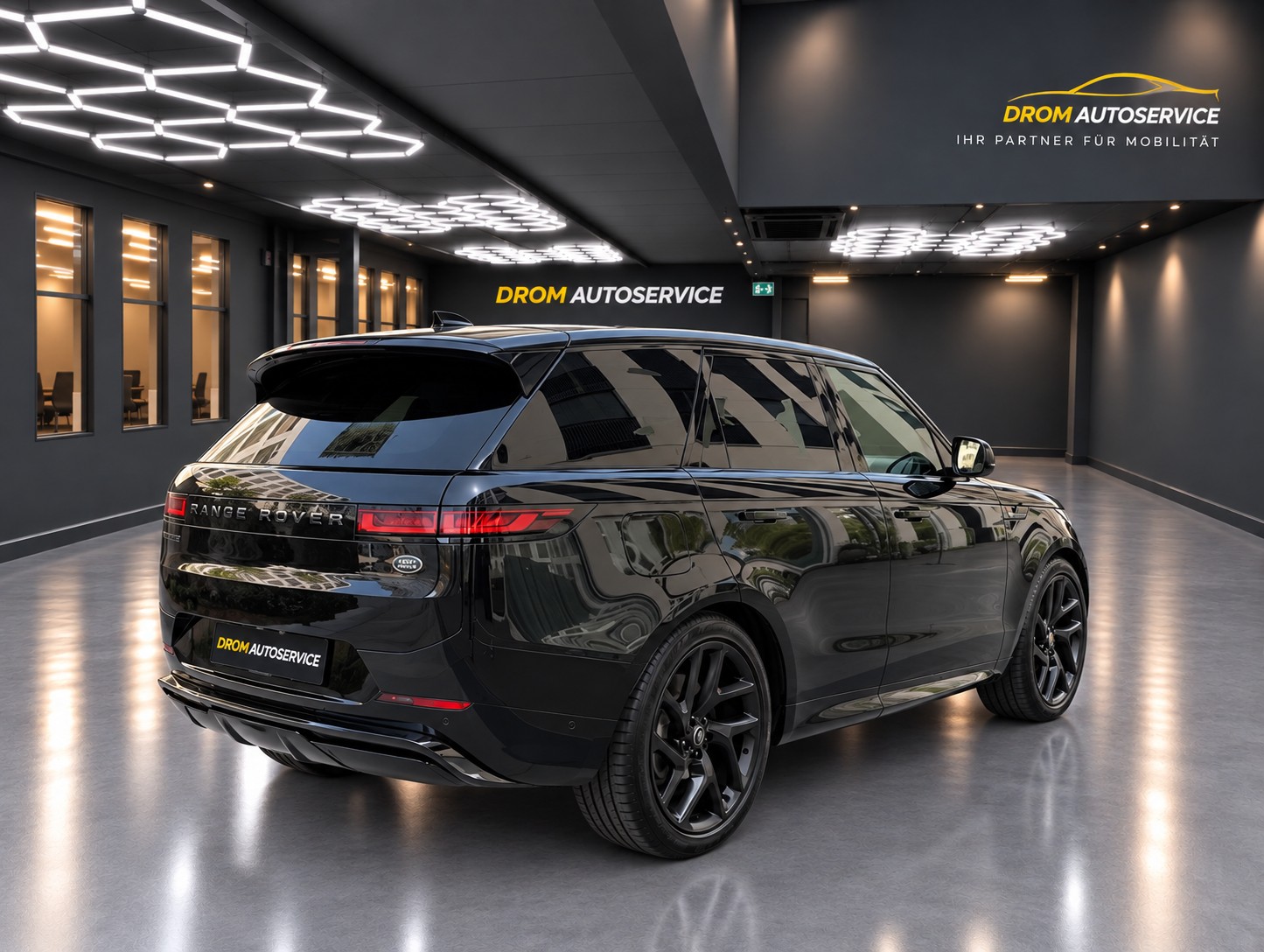 LAND ROVER Range Rover Sport D250 3.0 TD6 MHEV Dynamic HSE Automatic-image-4