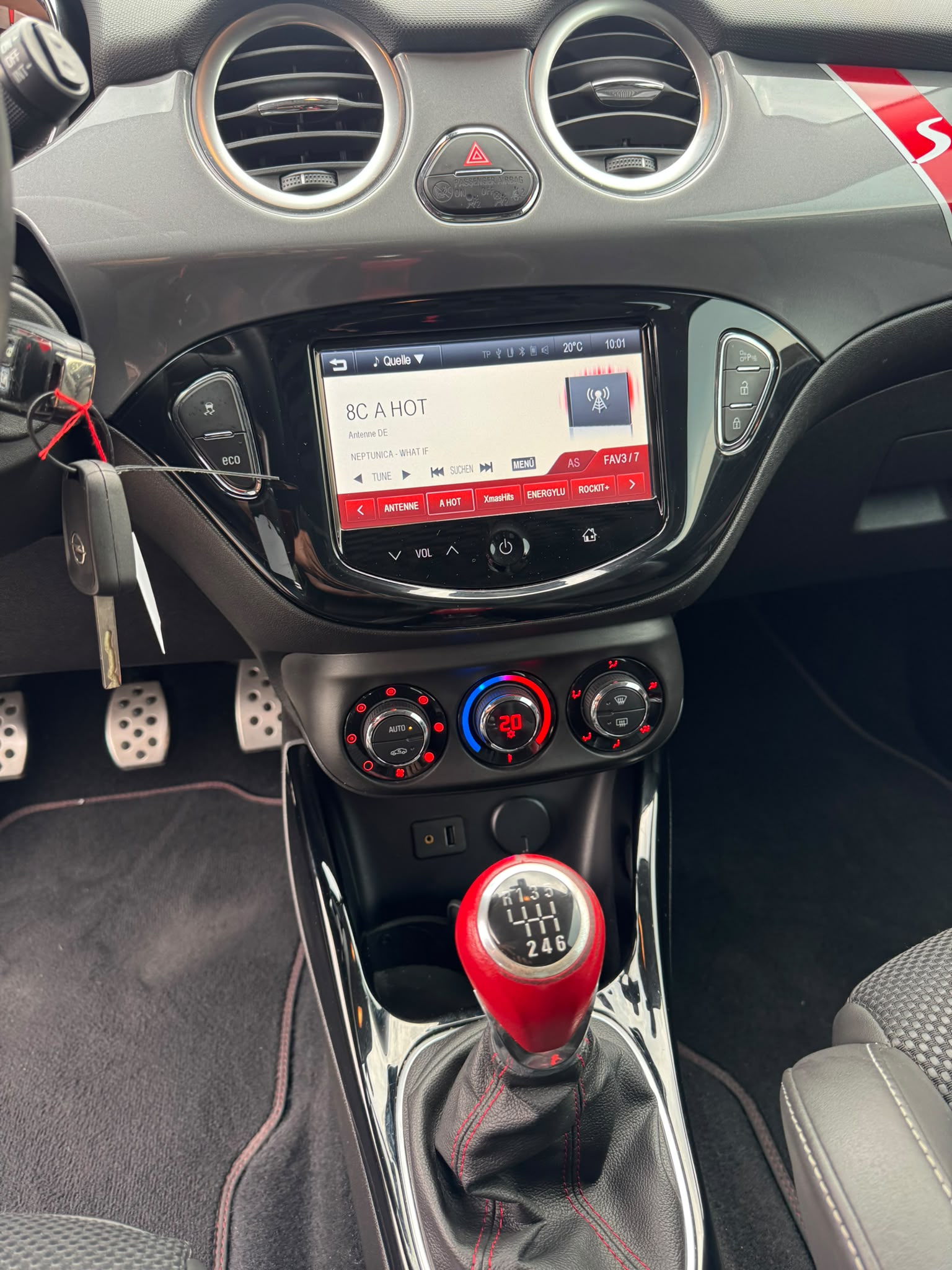 OPEL Adam 1.4 Turbo S-image-11