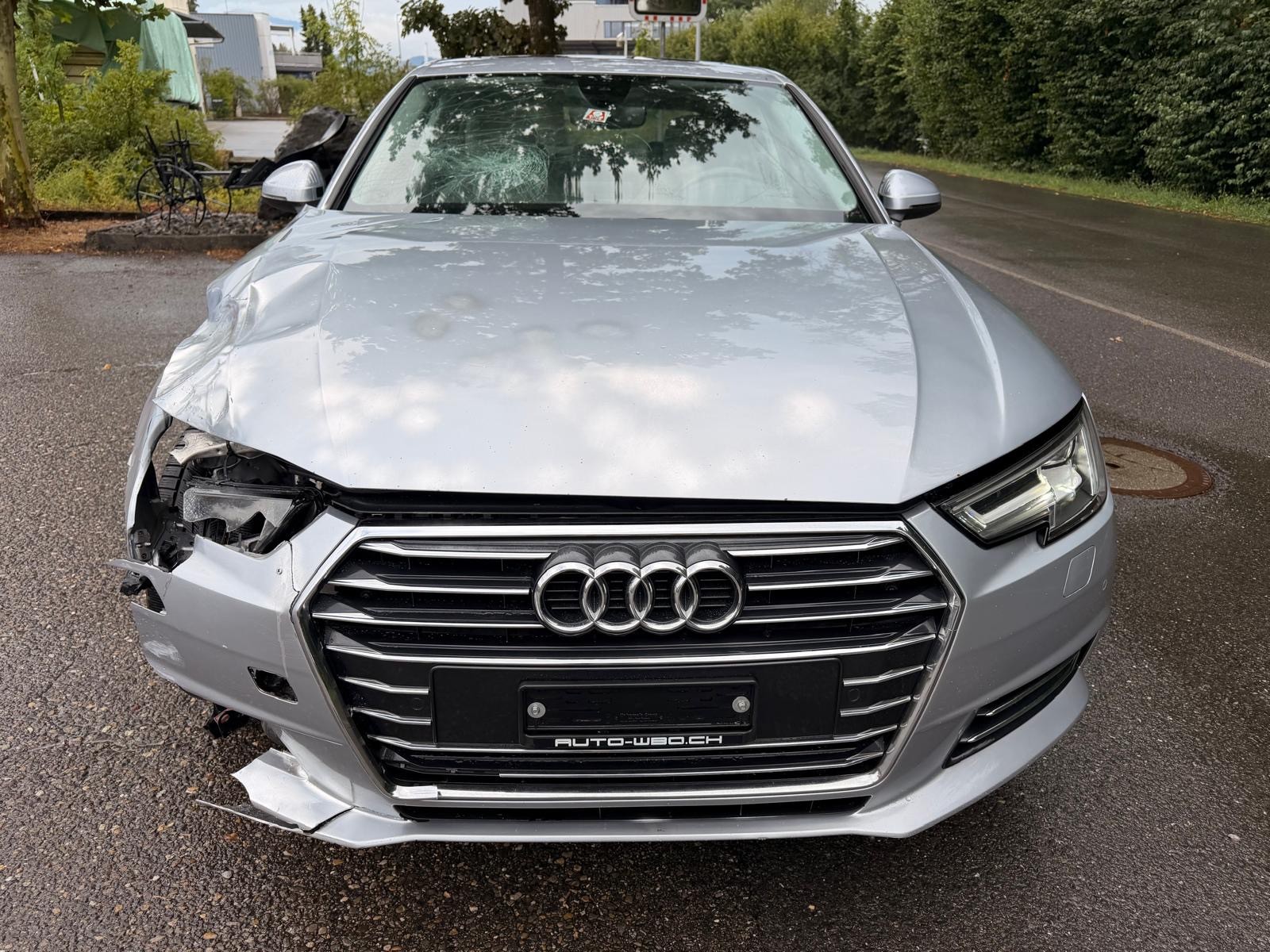 AUDI A4 Limousine 2.0 TFSI Design-image-7