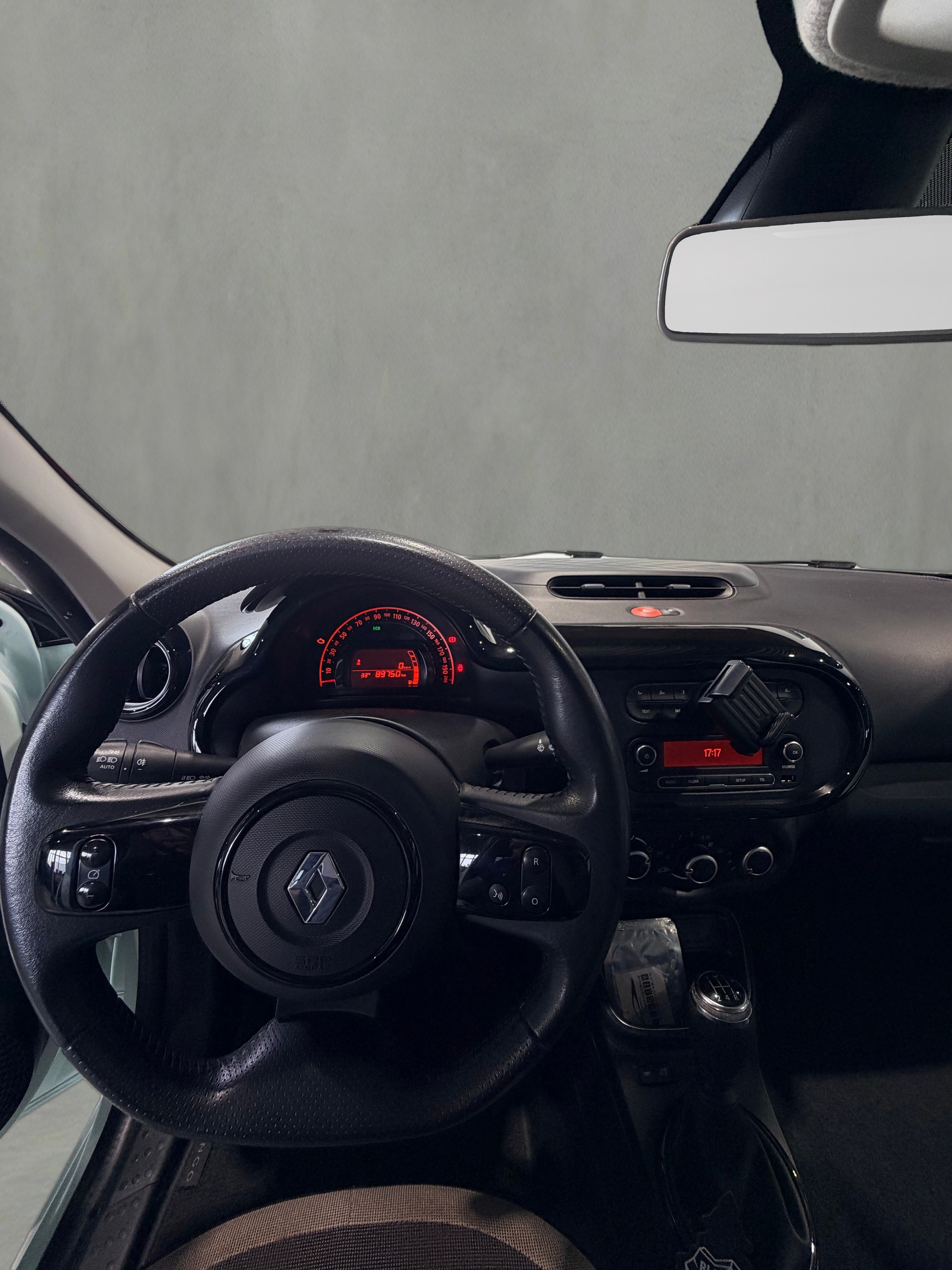 RENAULT Twingo TCe 95 Zen-image-7