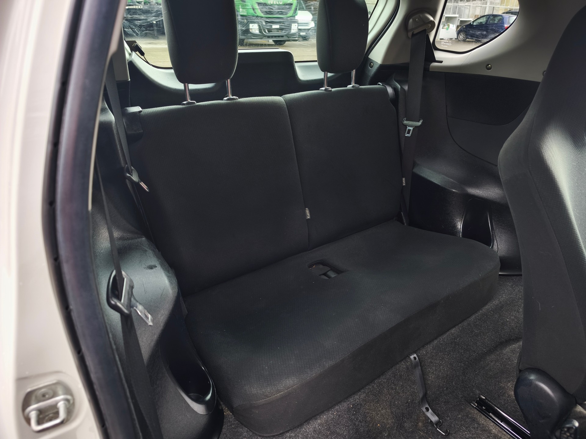 TOYOTA iQ 1.0 VVT-i Linea Sol Multidrive-image-8